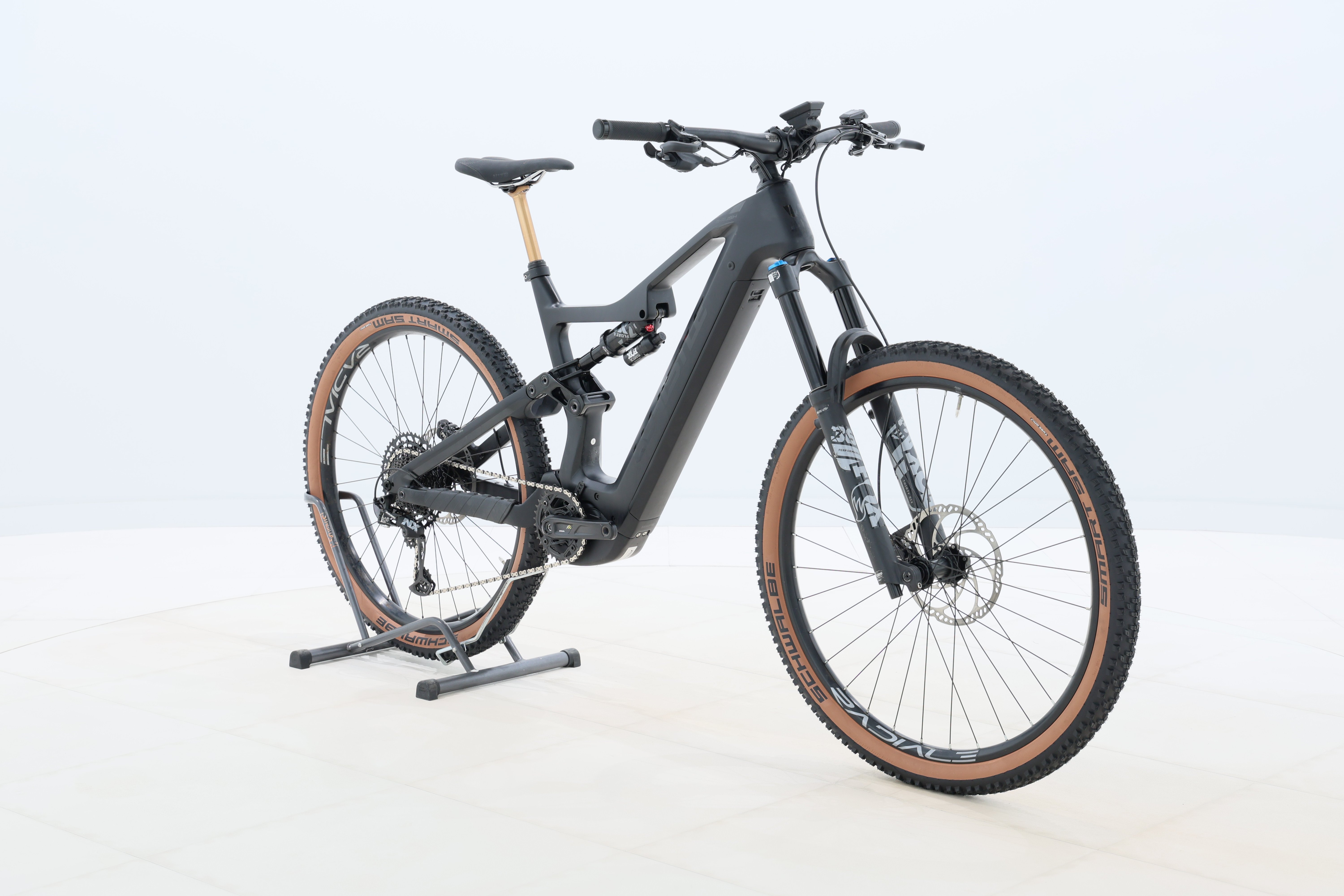 b1888fa5-d0bb-4a14-8195-740f837cda52