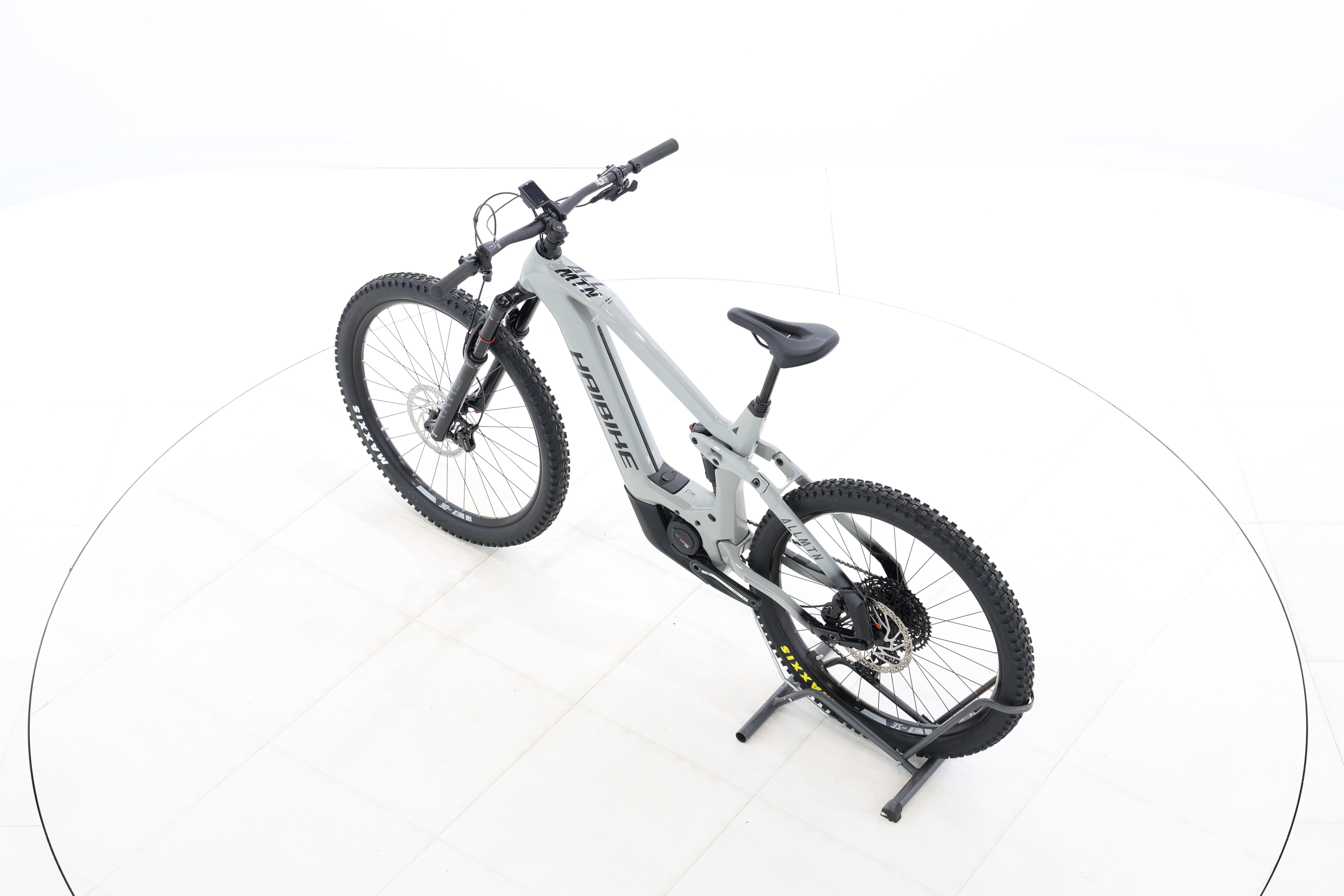 4c393c01-3963-46c2-a343-f44213cb270c