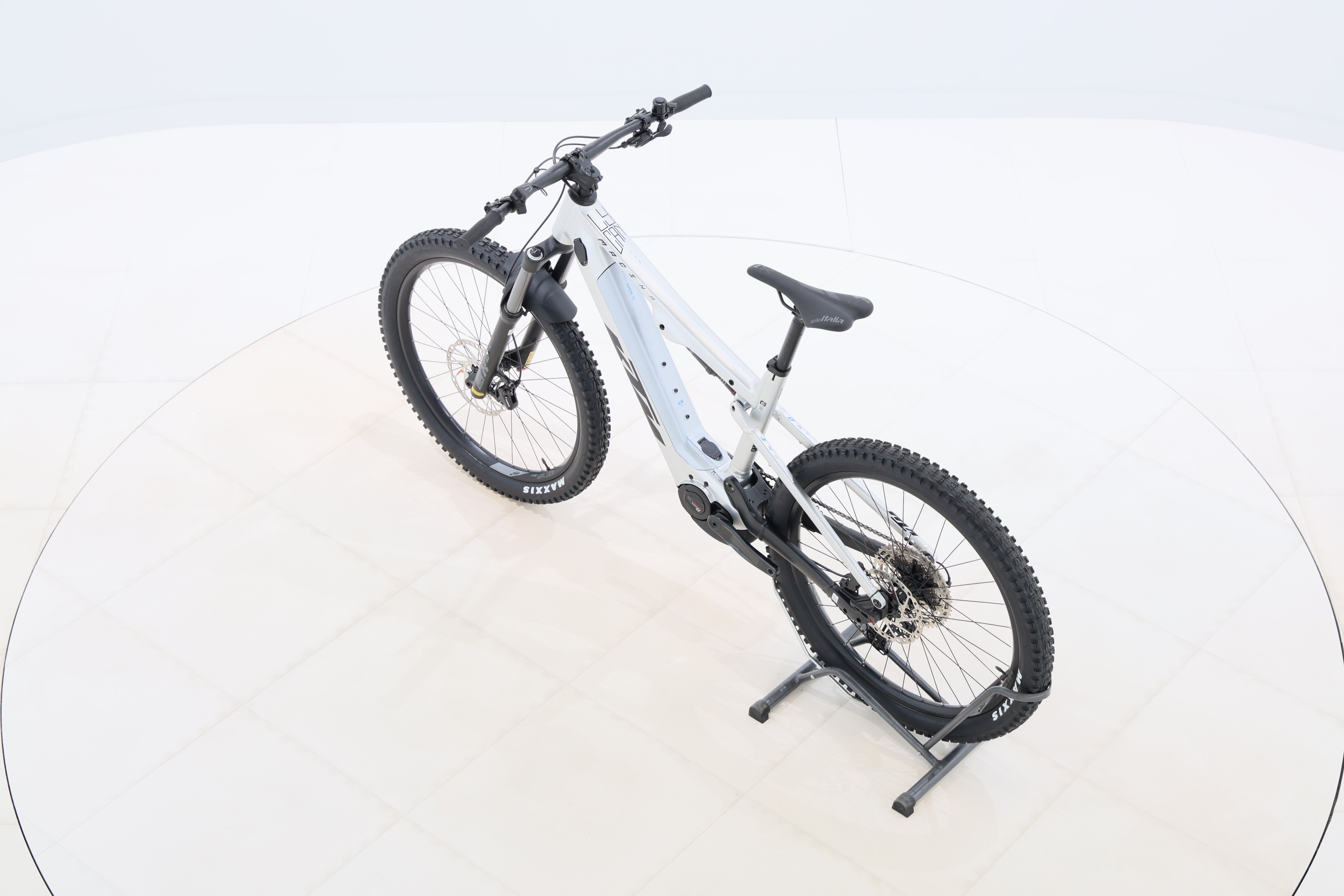 0280d726-88ae-41e4-aa24-c5325e54775f