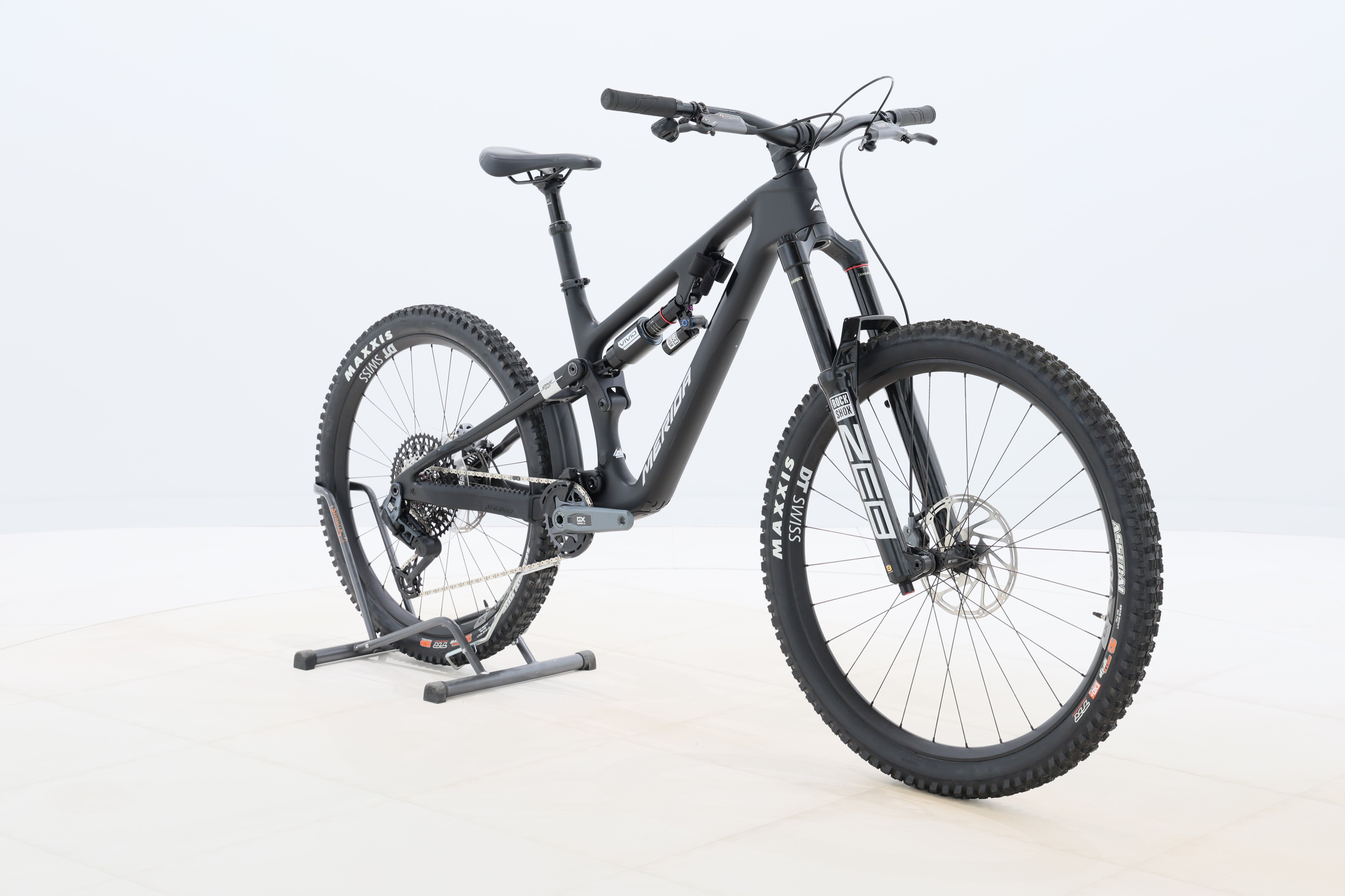 6eb6f4e5-6937-47ac-86ae-87bf5d0469de