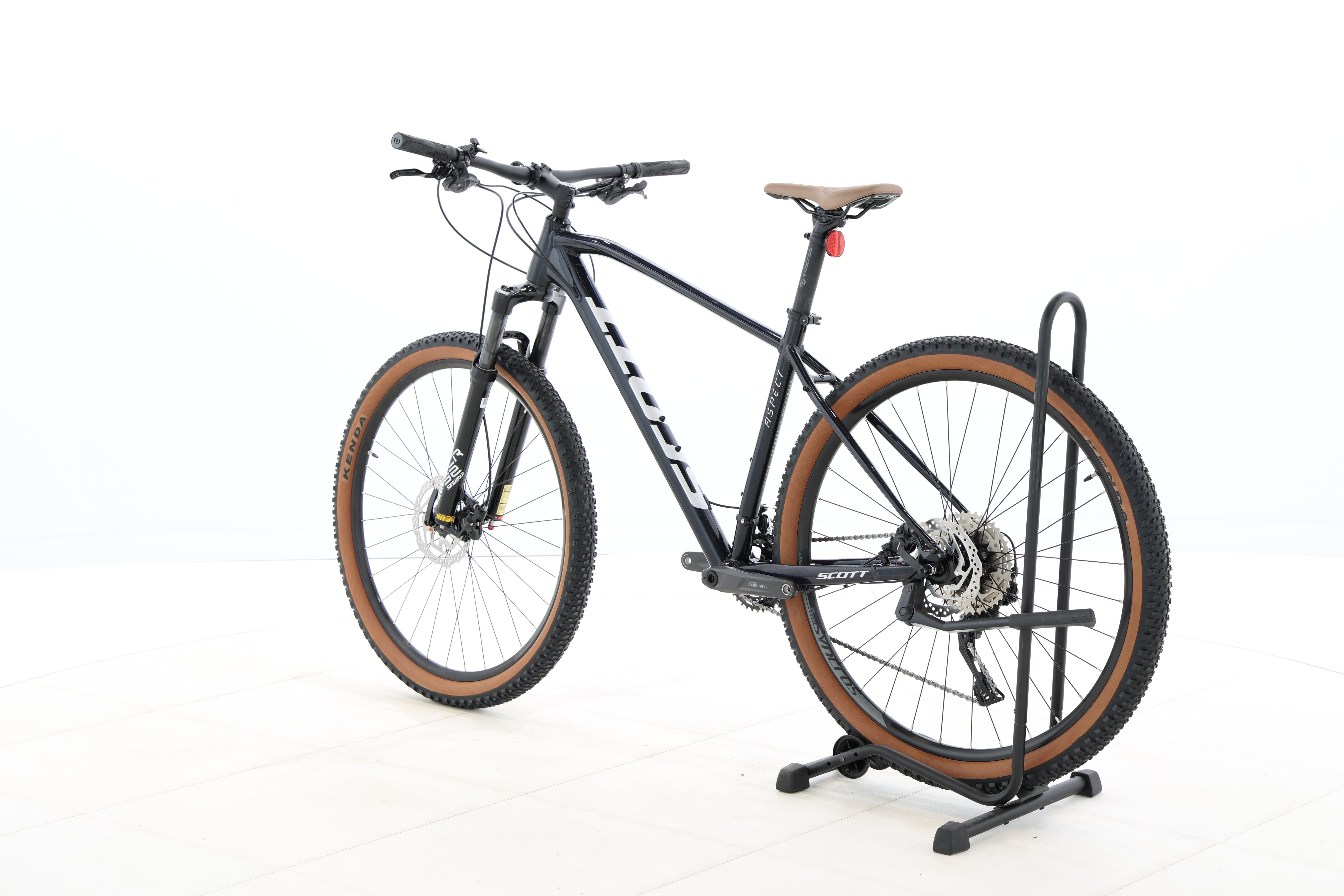 b0d0d24e-95a6-49da-9a15-8567a2844e43