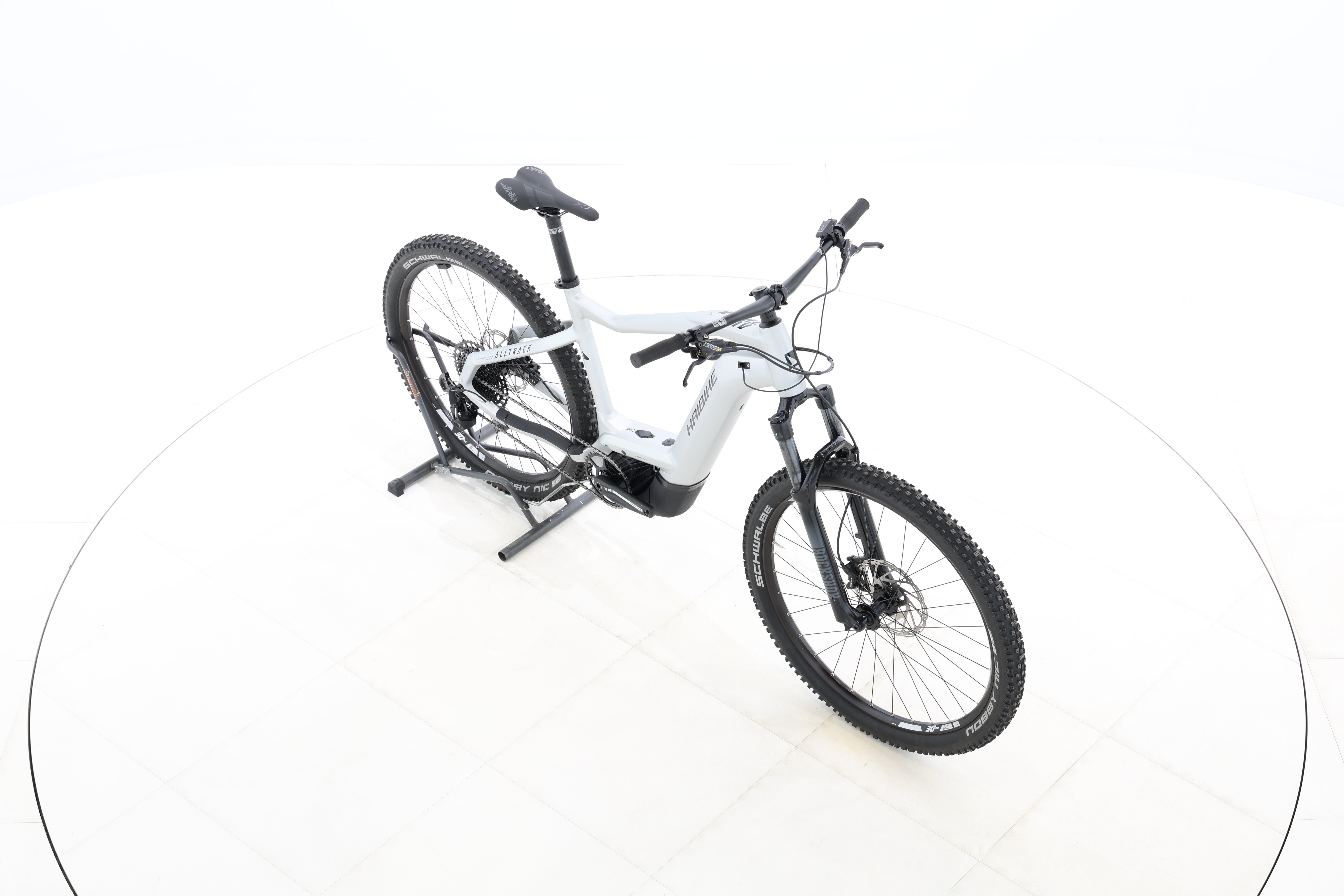 5293f6f9-951d-4ea8-9421-c233be3234de