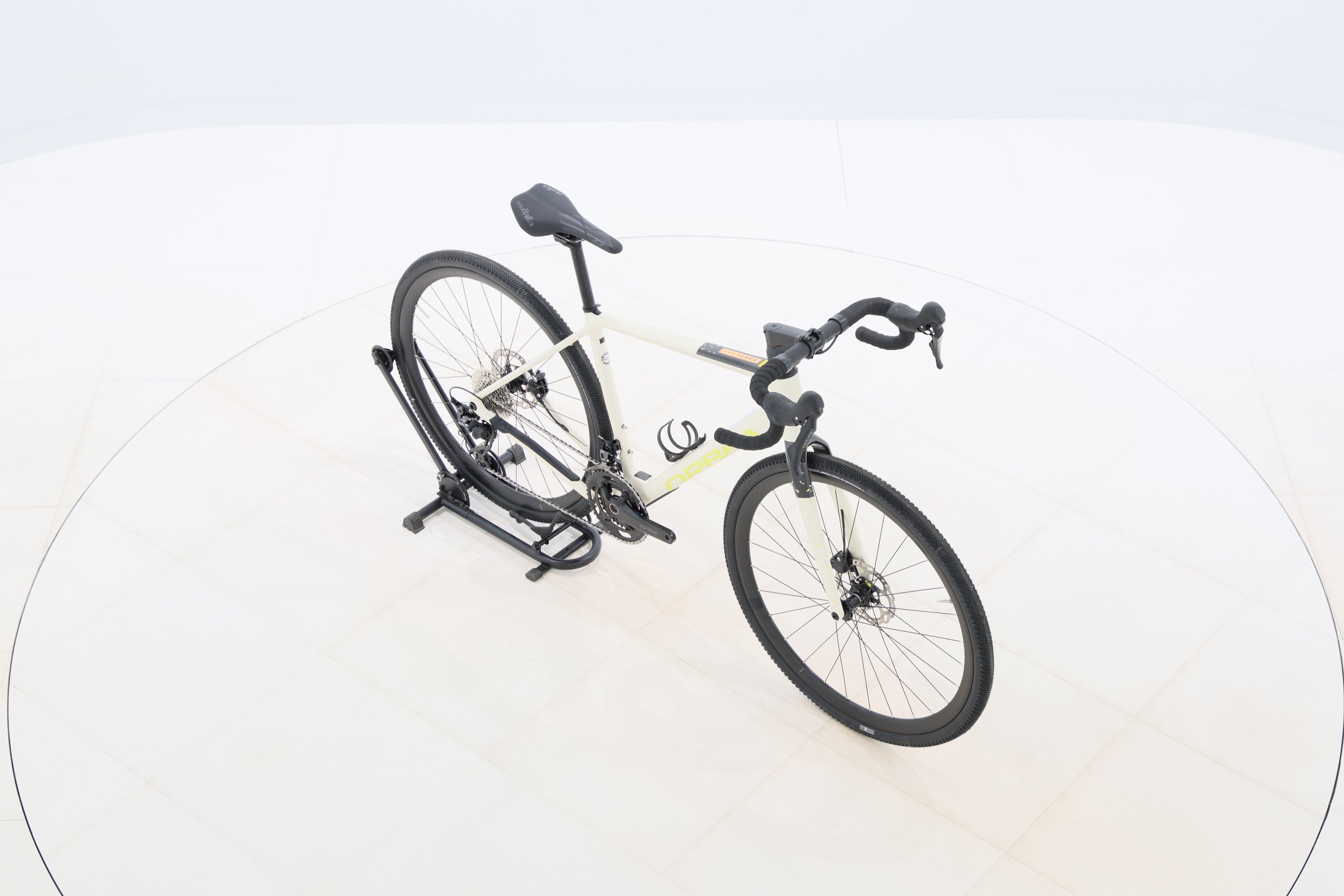 ae8abd53-fc77-4952-a77d-fd1e12b5c975