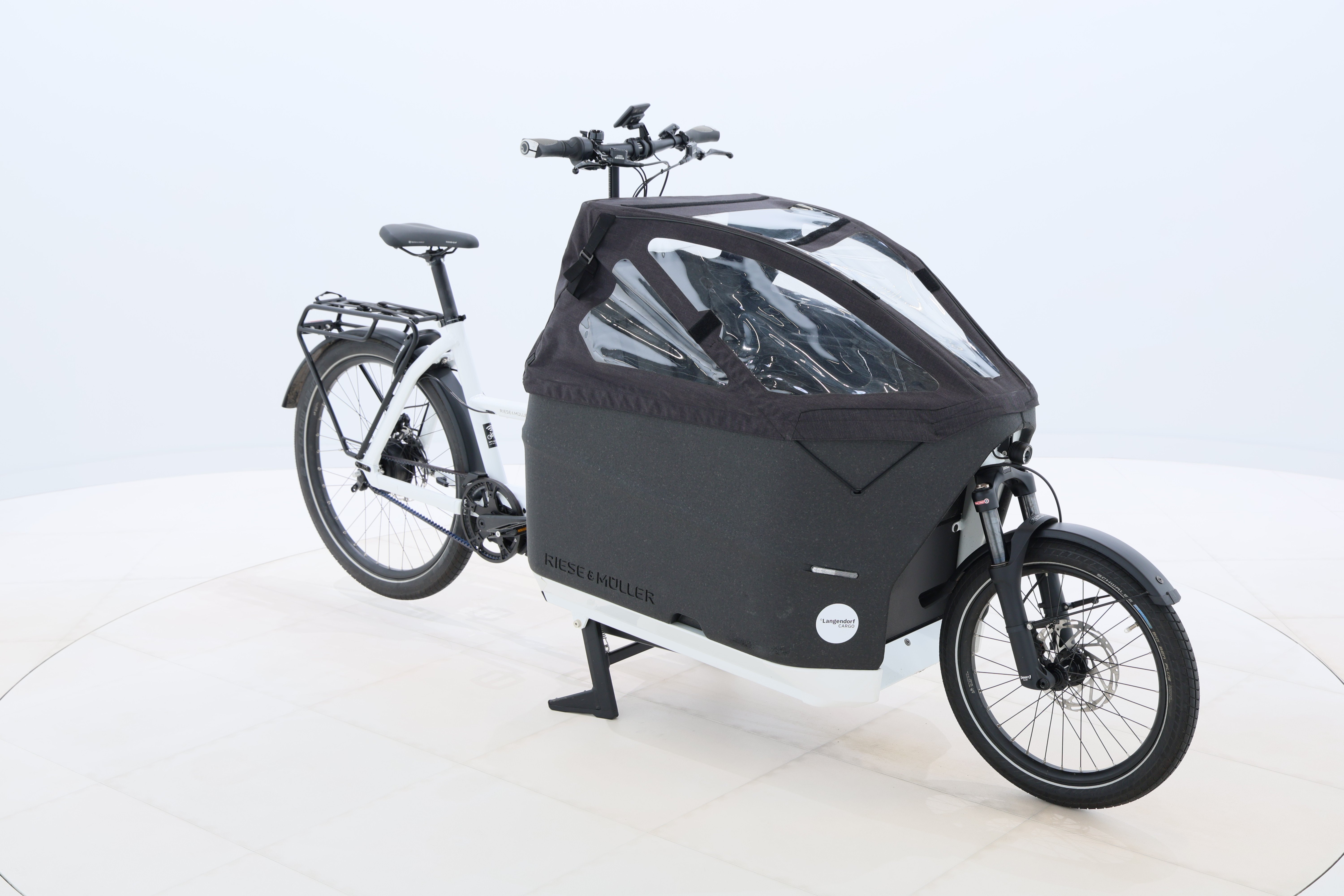 a1226da8-f522-493e-8786-0e7ac7d1ec23