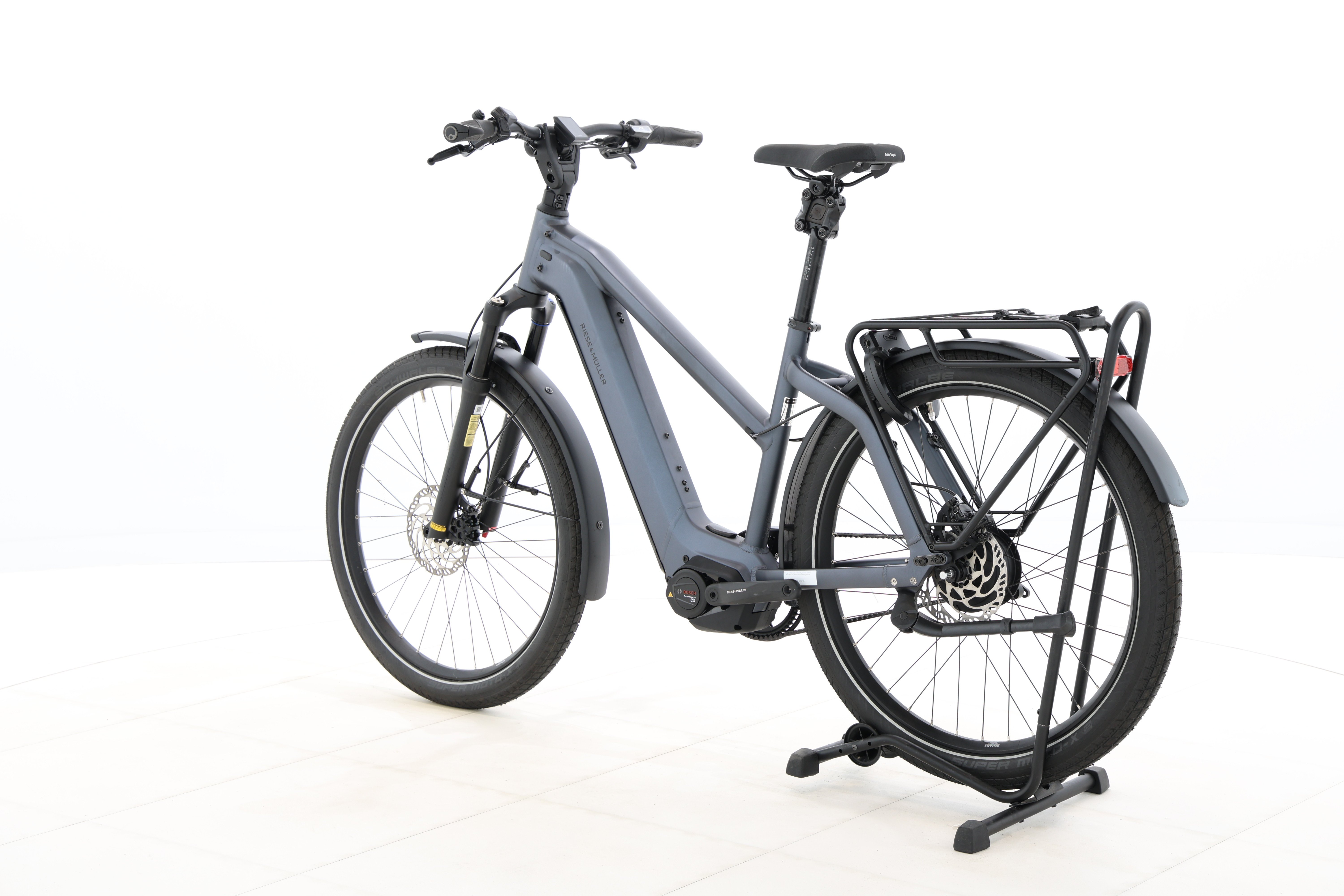 88e8d733-3f42-4026-9a5f-c7de295cbd98