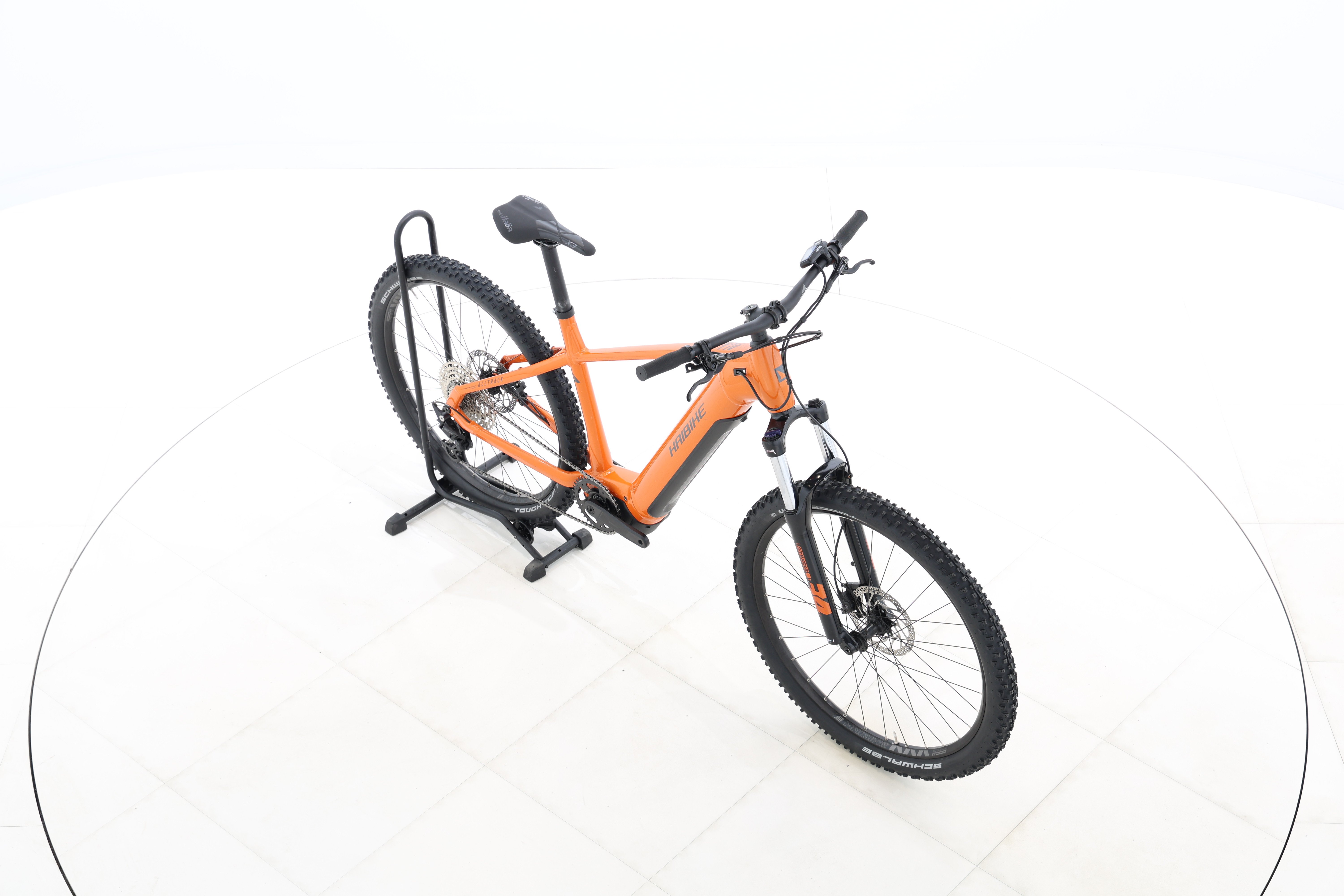 23c15cbf-0734-4428-be65-222300e24c04