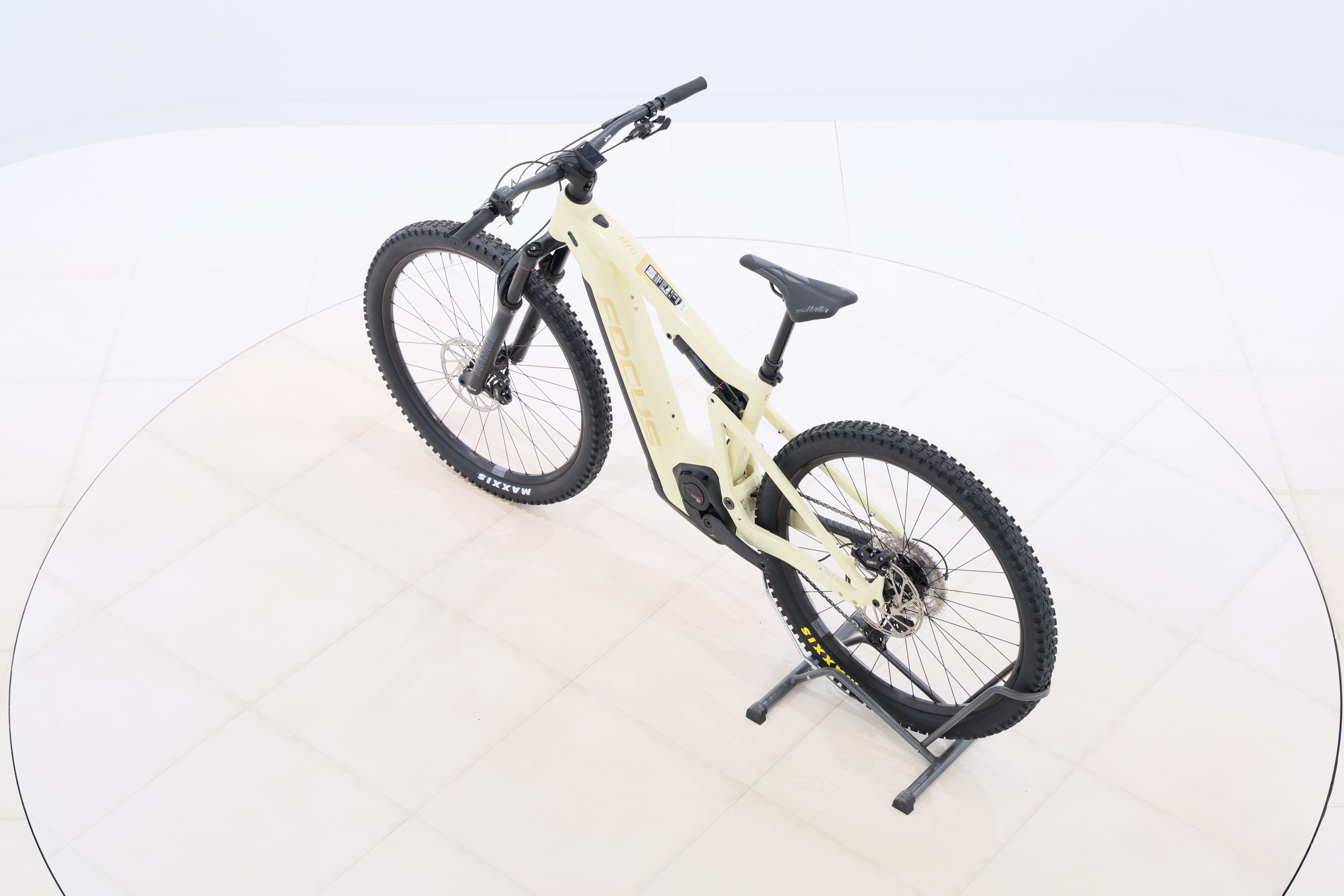 92895406-2296-47f6-9902-e195f72341a5