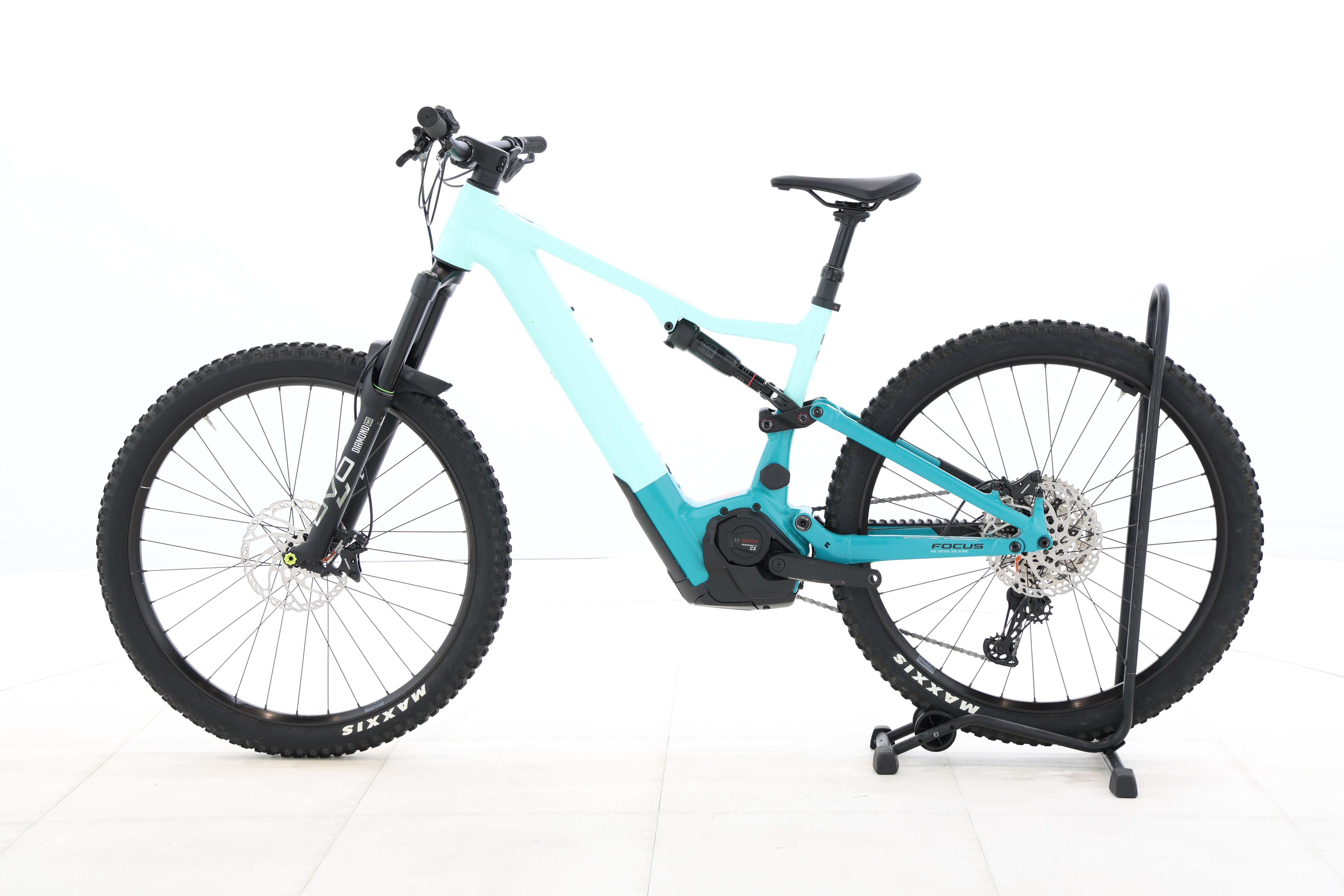 8c0ff3cc-c676-47c7-b447-a46195198a91