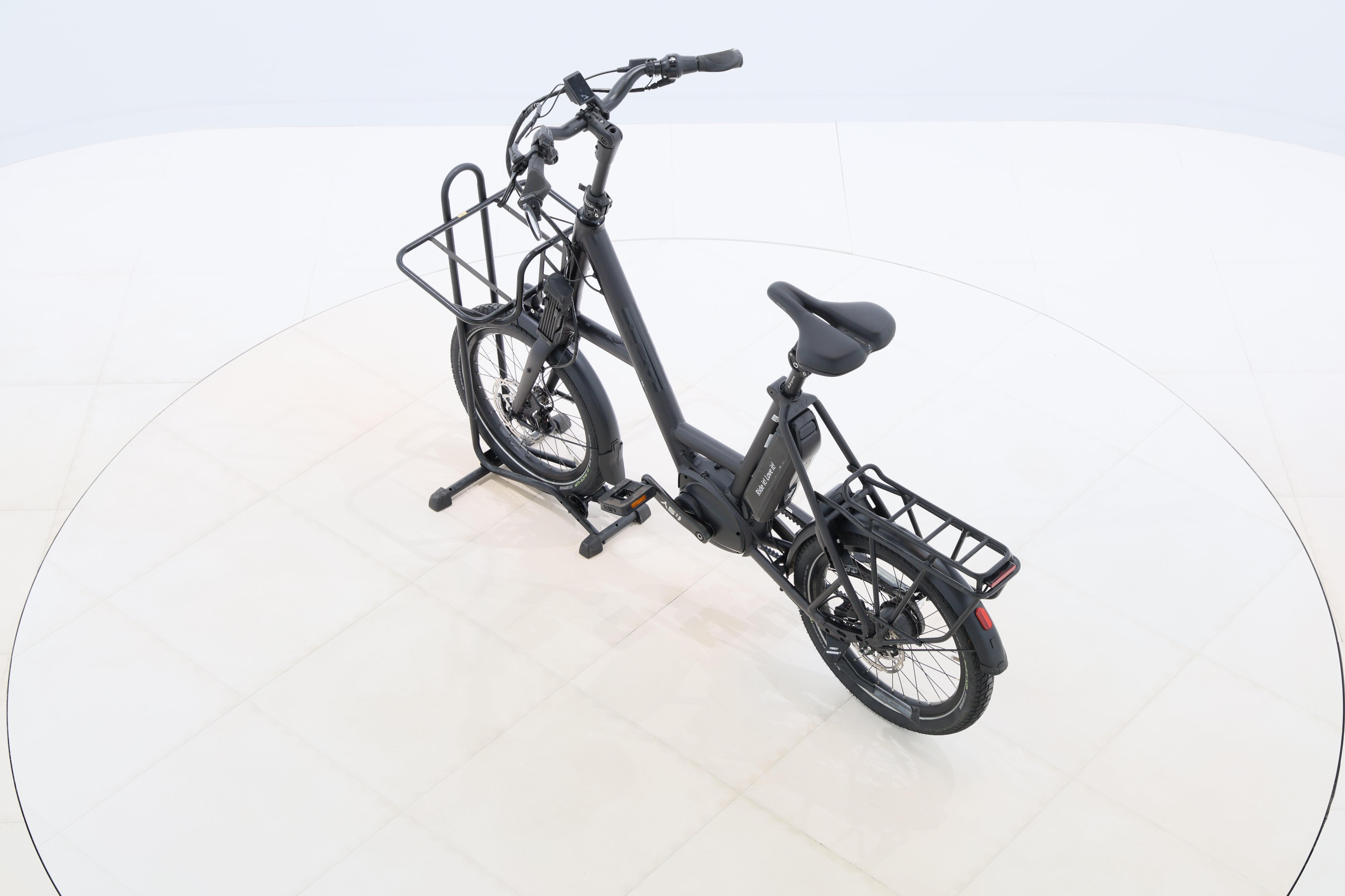 bb3dc202-81e9-44b3-b9c6-548f87d389a2