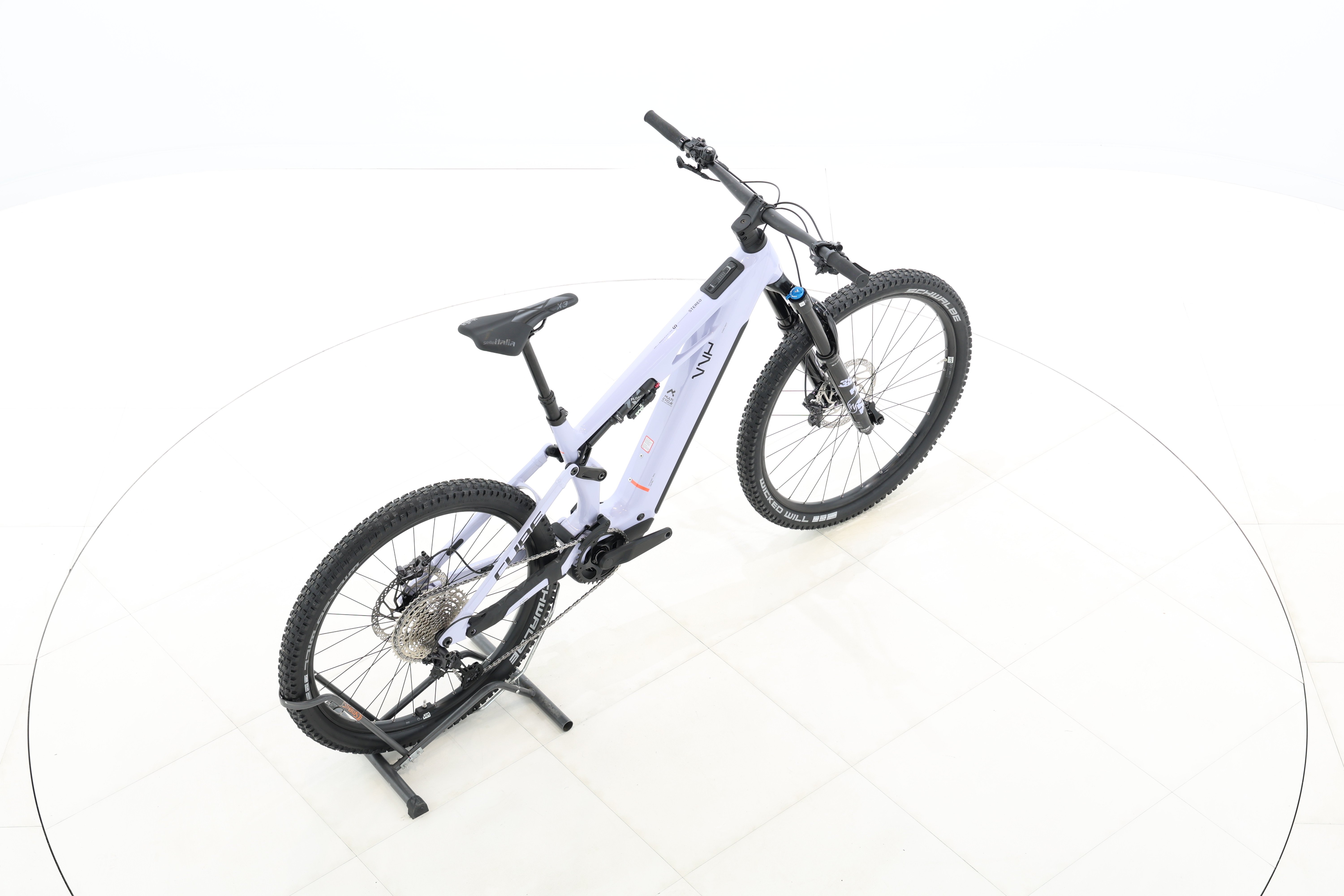 fd0279f0-6757-4c09-a36b-e668e442c5f3