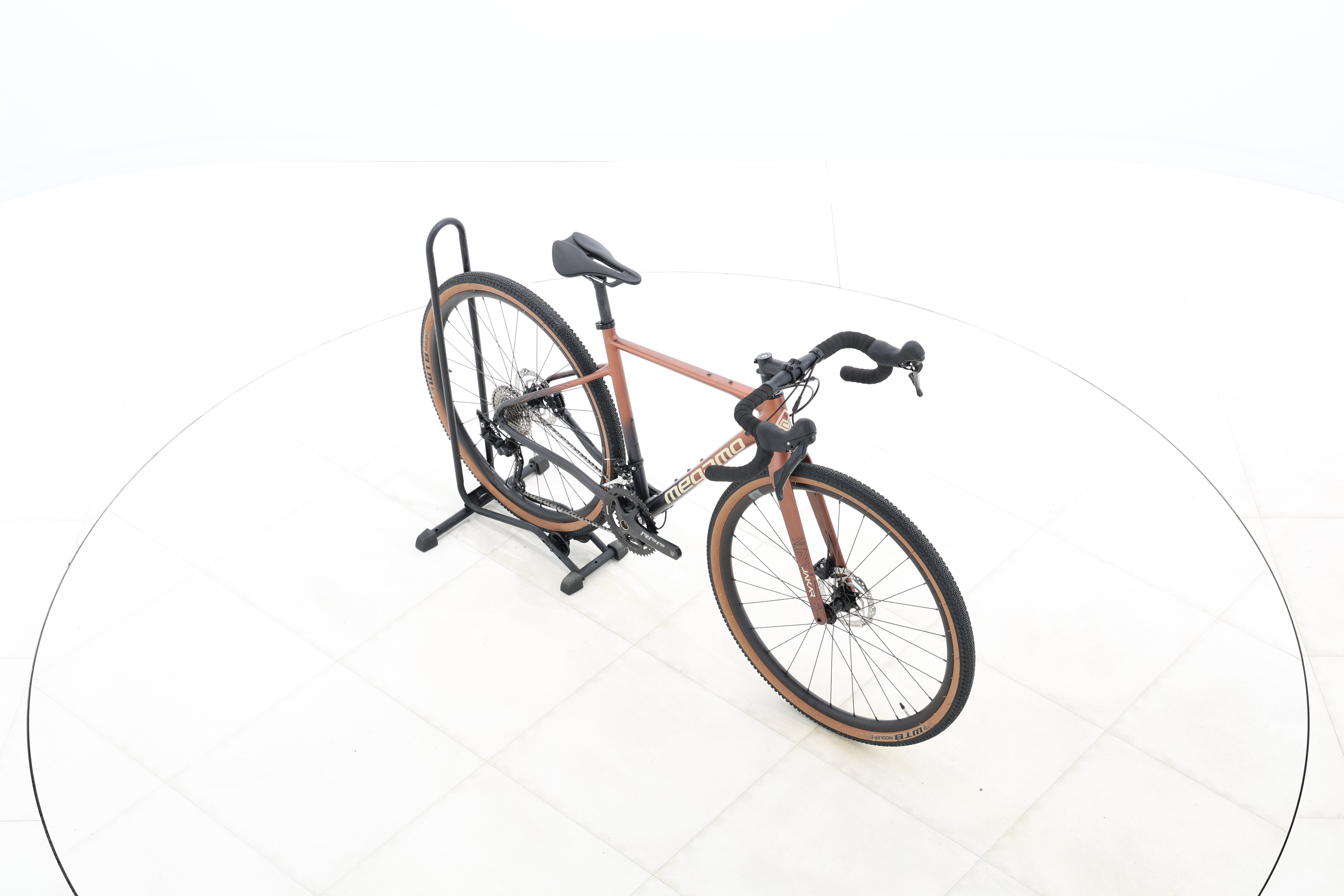 921ef975-10fd-4cab-a16e-fc9e4e04599e