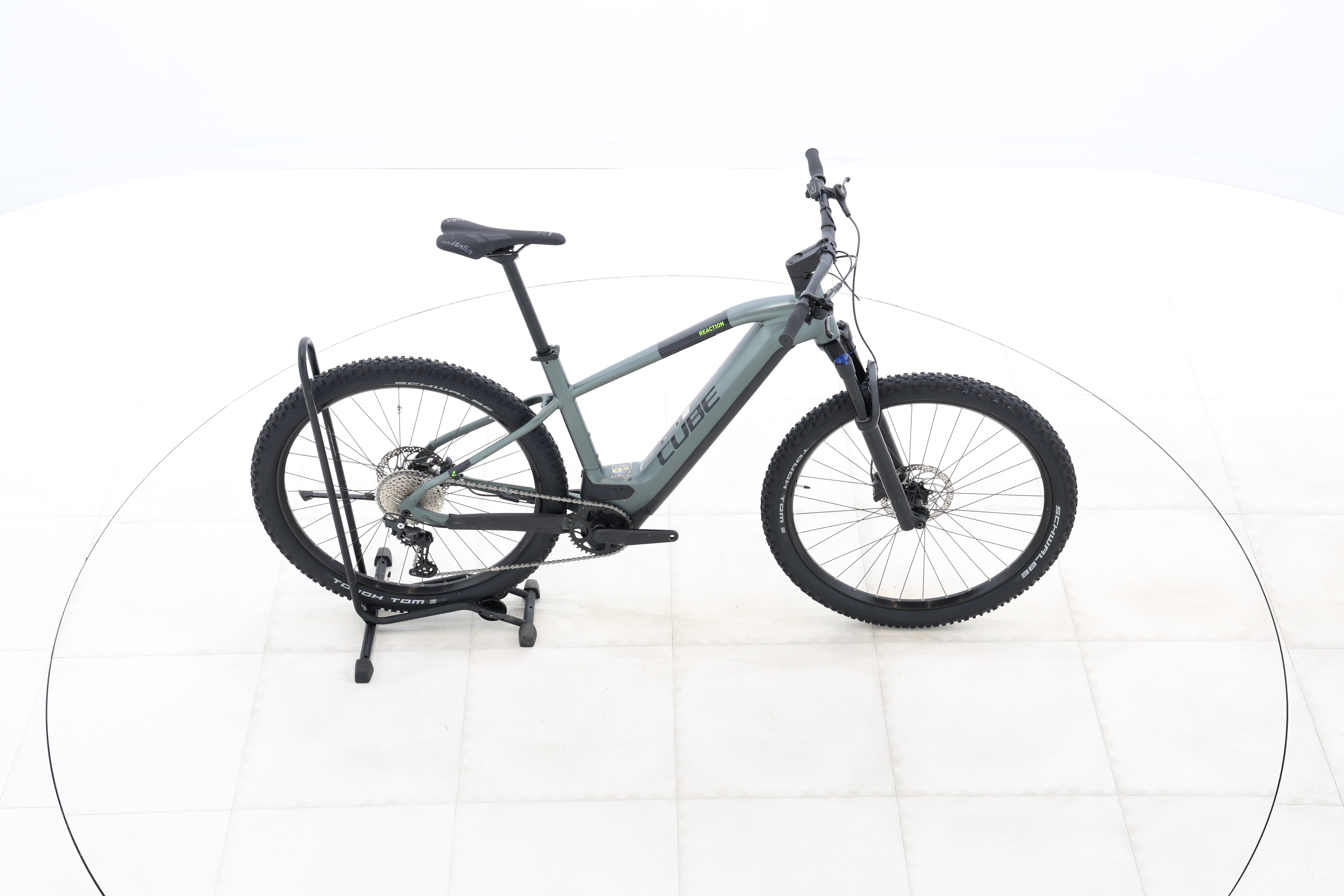 ce28cdee-f459-452a-aef0-38a9183a7300