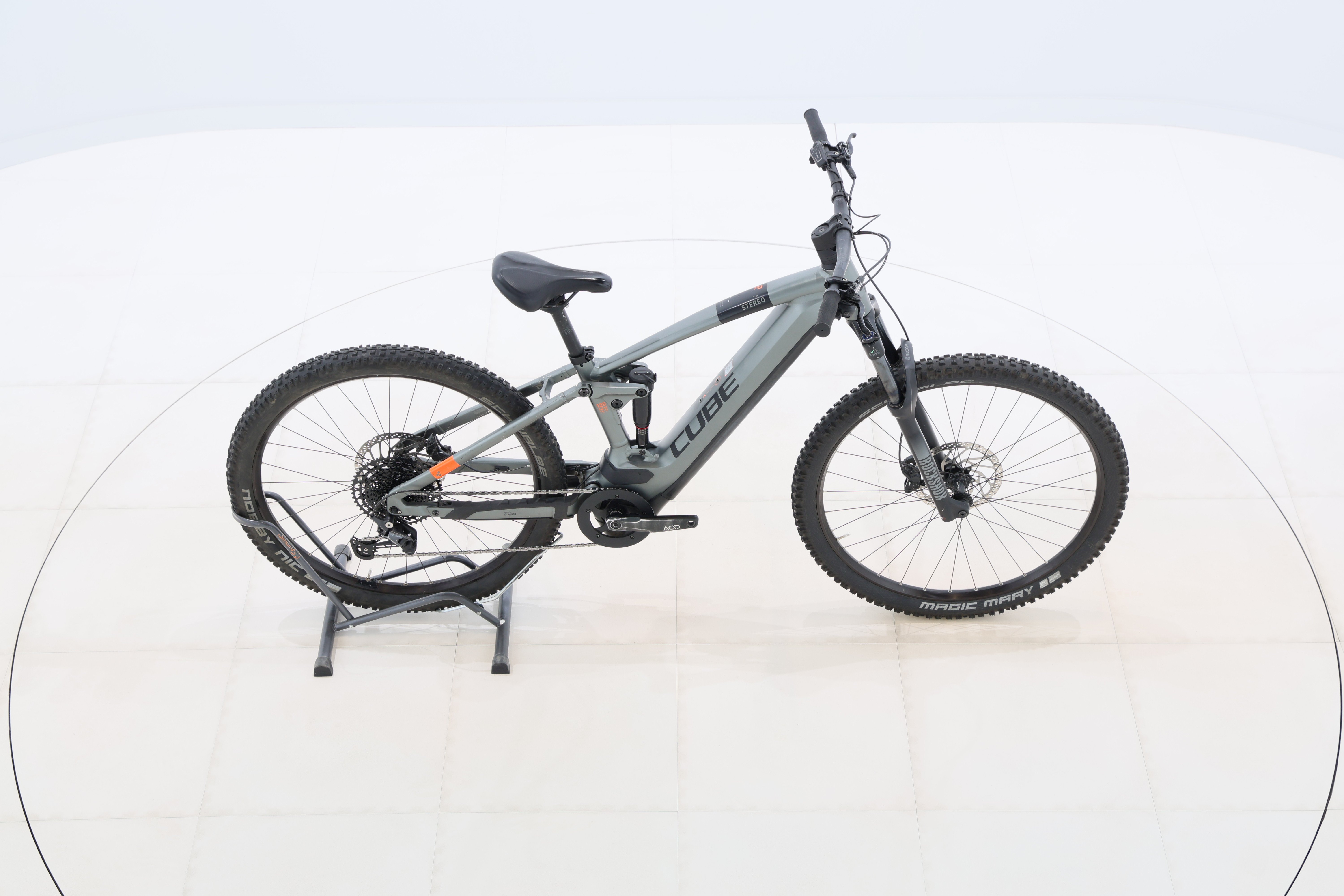 7b081379-7e8f-4ae8-b98f-17d8d456b032