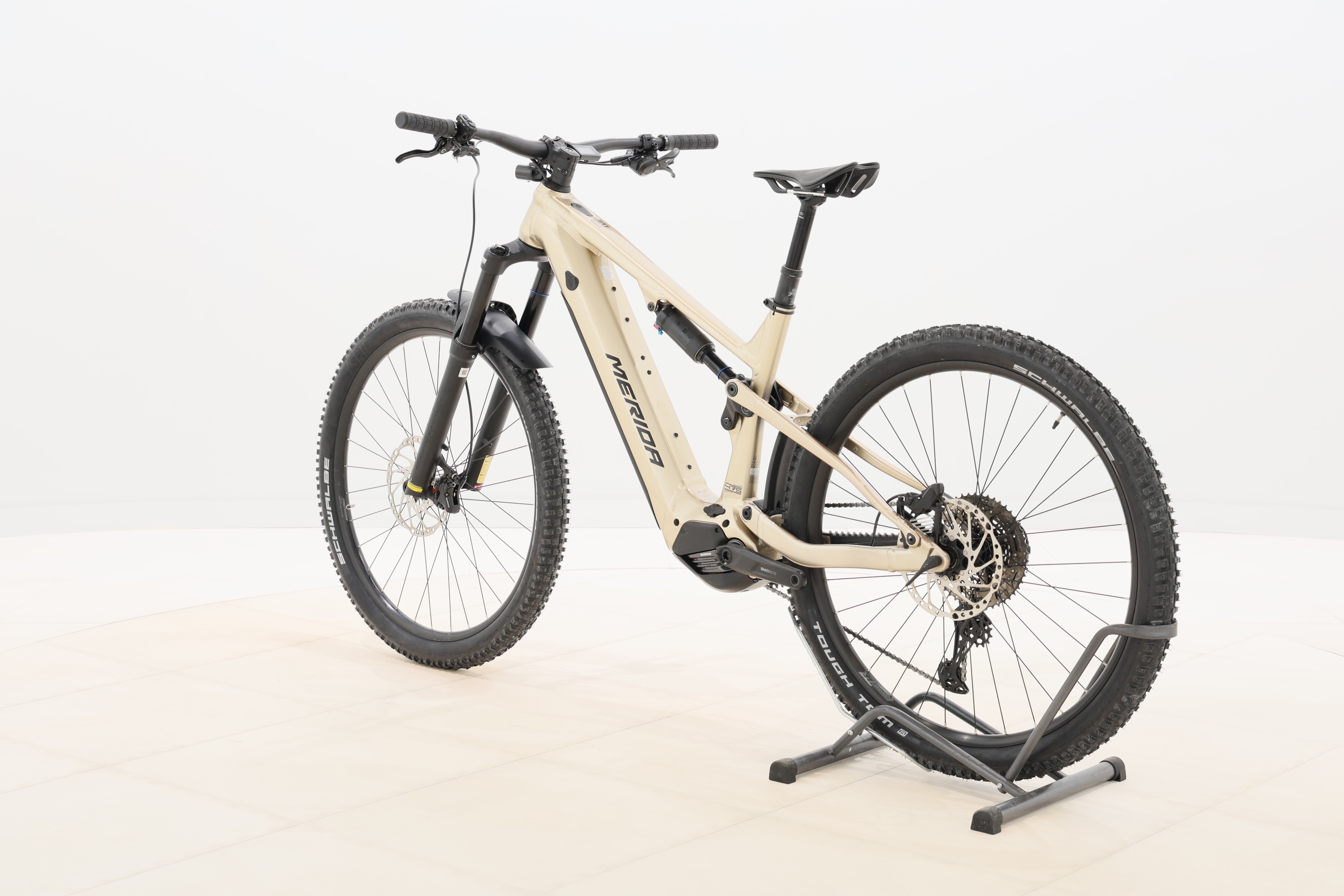 e77fa0aa-a8d8-4d15-89f6-7bd69abb0a29