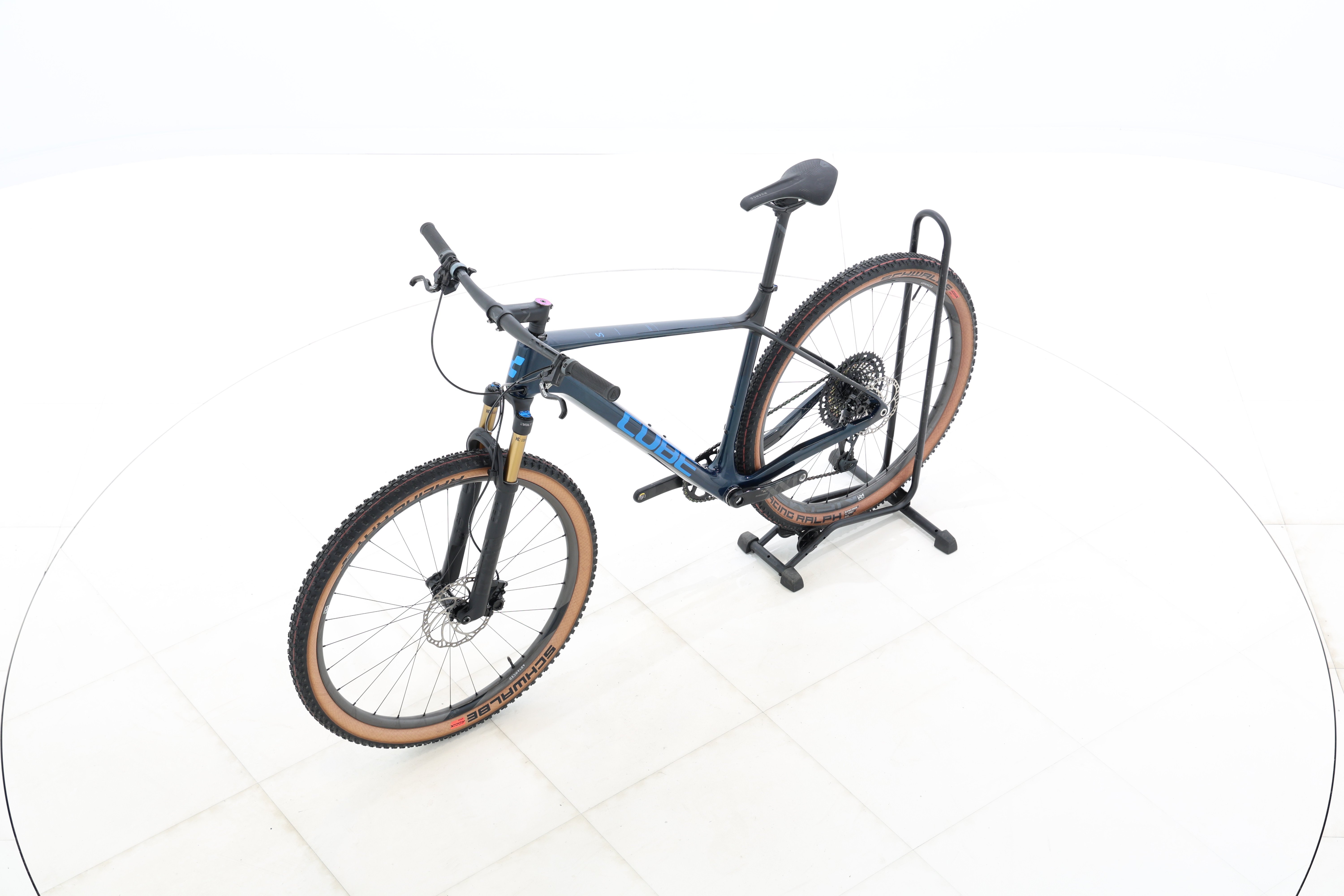 83161924-6ff1-4571-9da9-f43ee36487b3