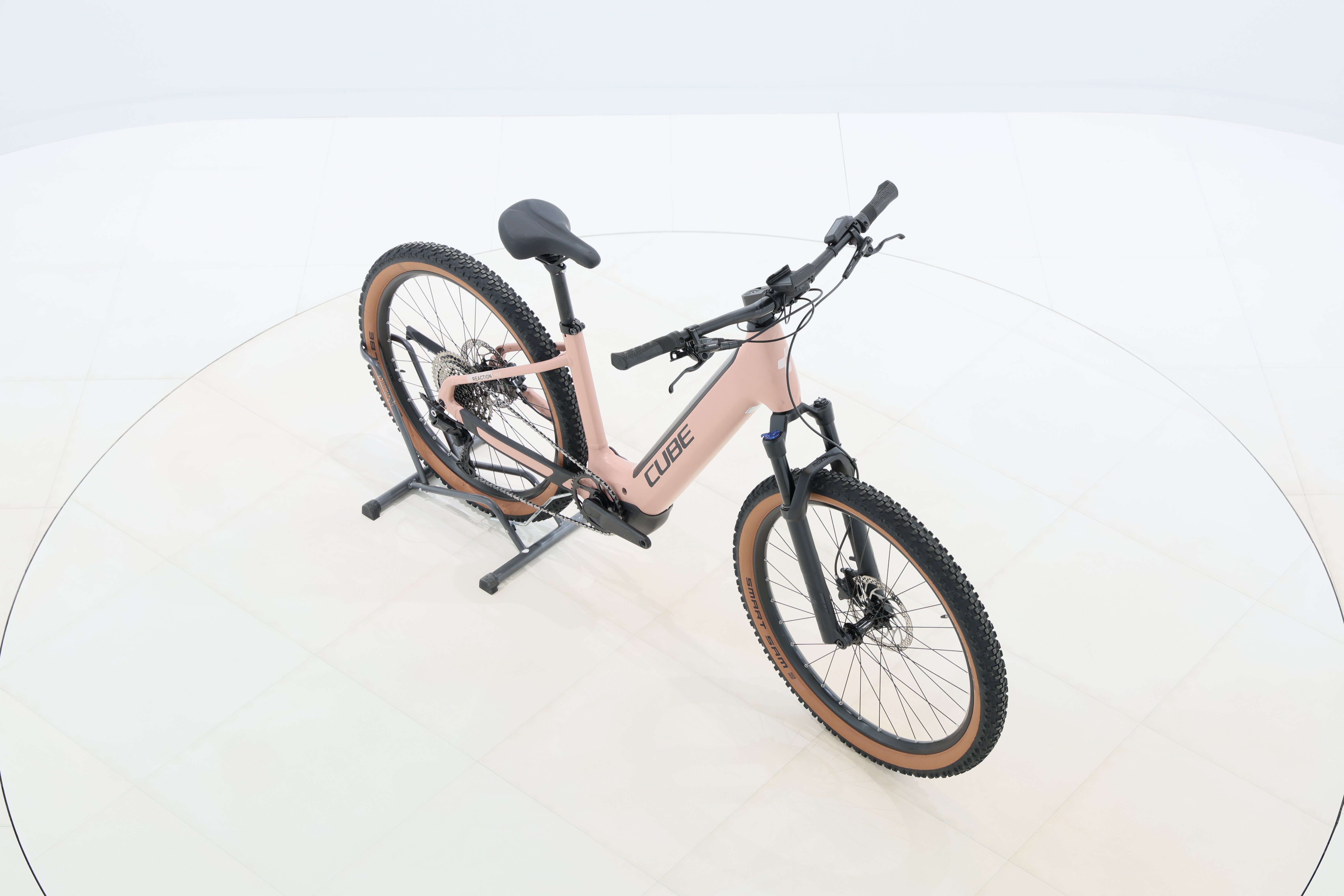 b31b6cd5-0069-4e60-a28e-2e668921265e