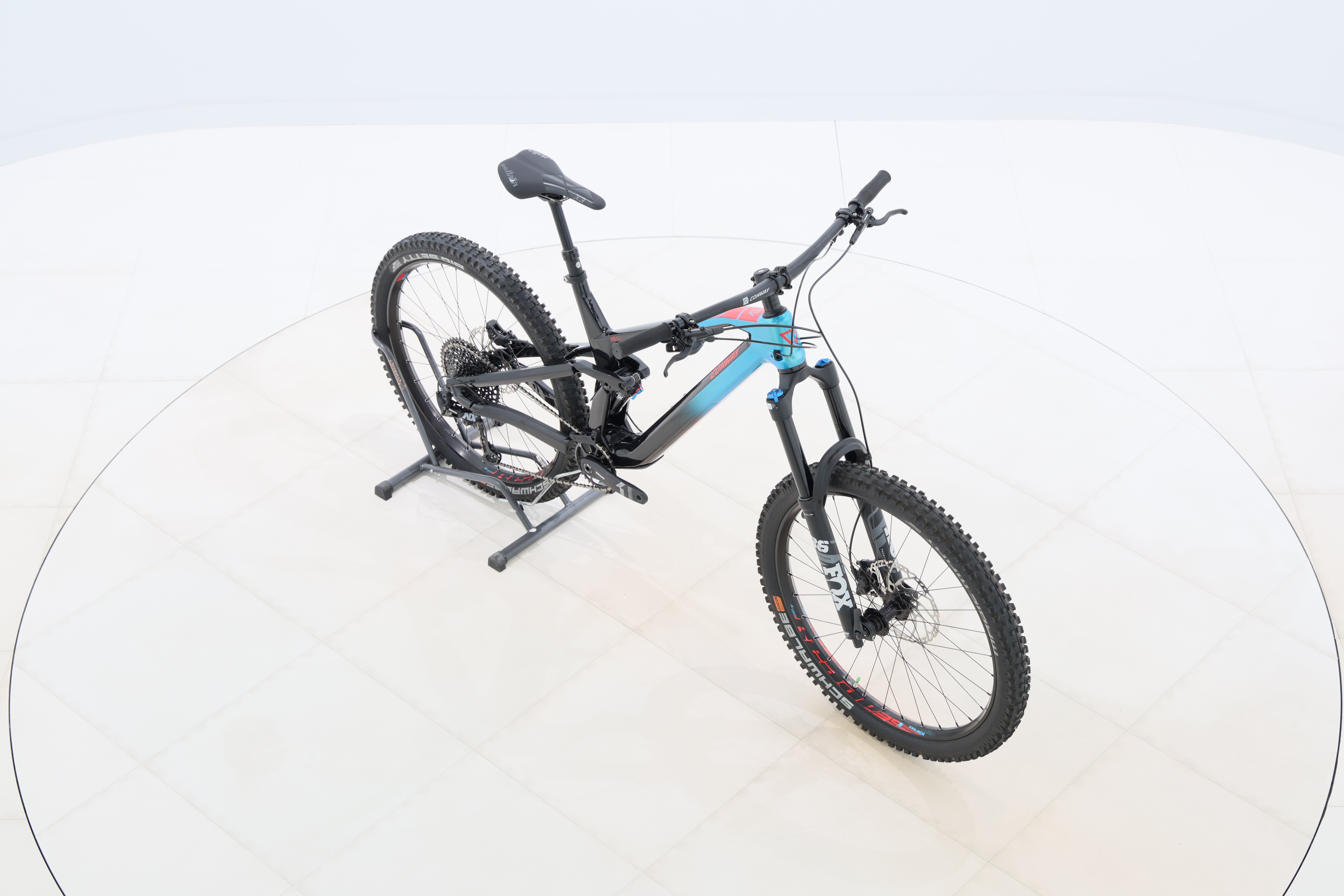 b9b0ba4c-c05e-44b5-aa3a-ef1ee9214052