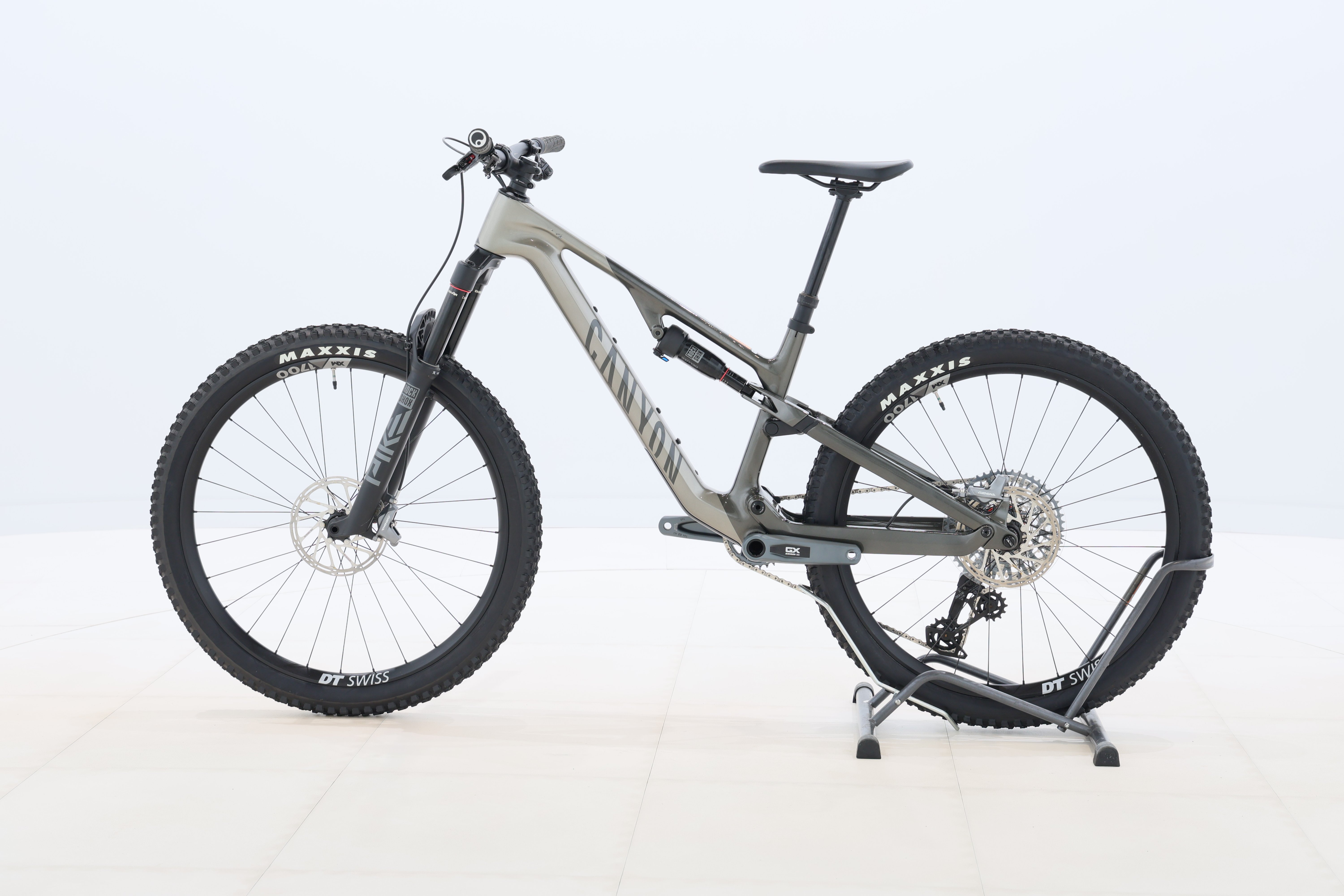 2e1e3d3f-57cd-4d4d-903b-a3aa0061db49