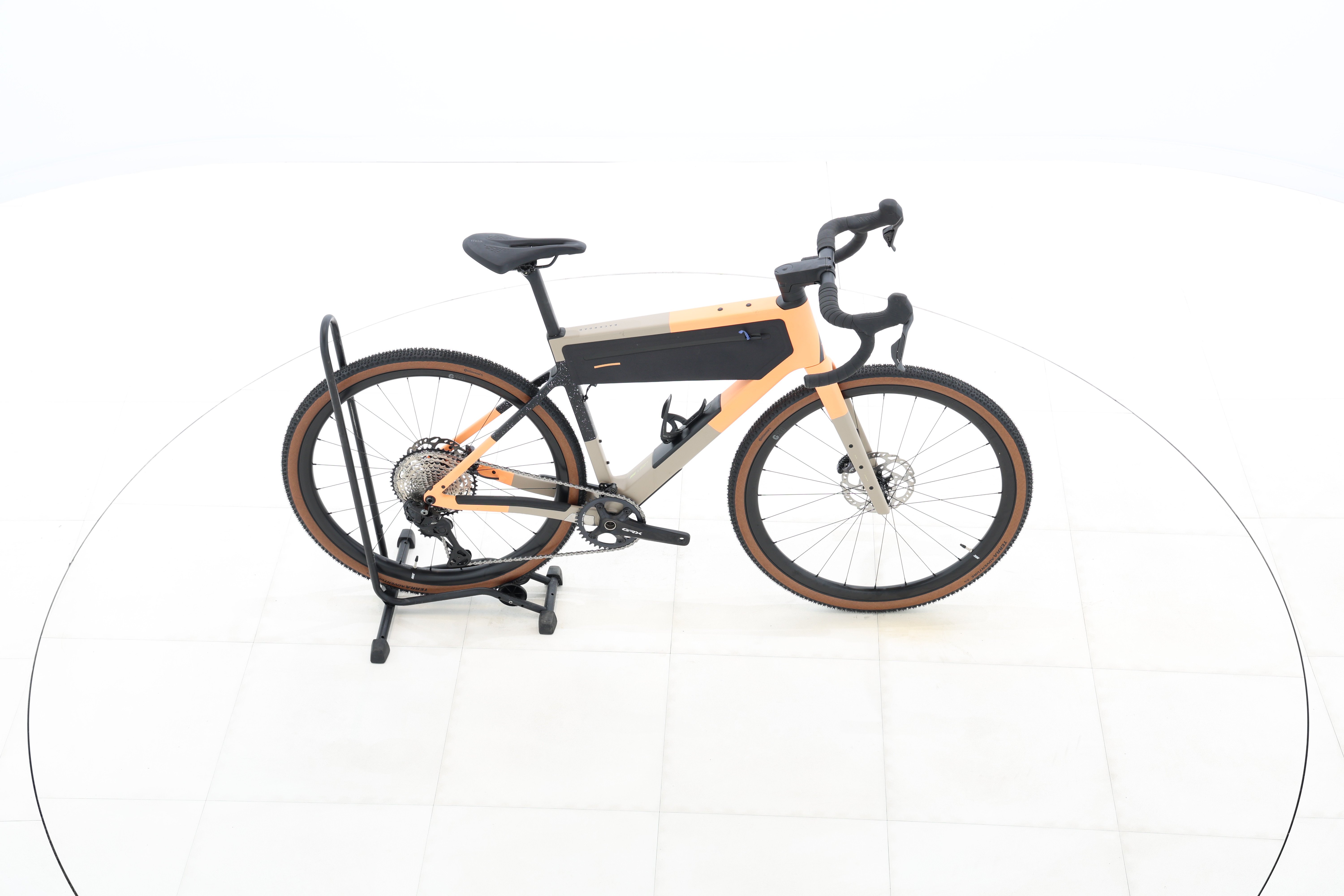 c9204a69-f3cd-4591-ad82-f45906c63ed2