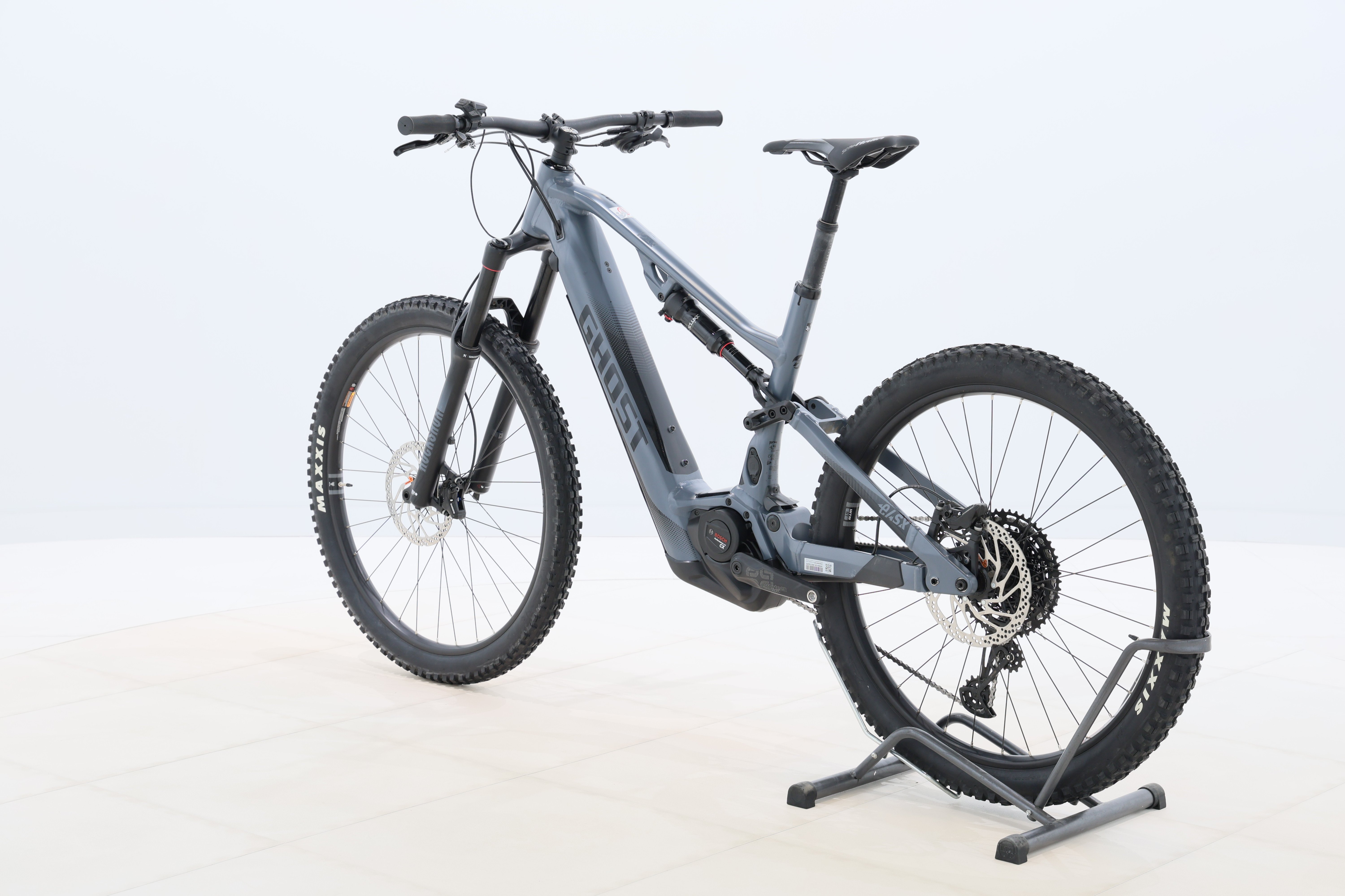 acc5f834-e92e-4bd7-b5a3-18b6a1b31c4f