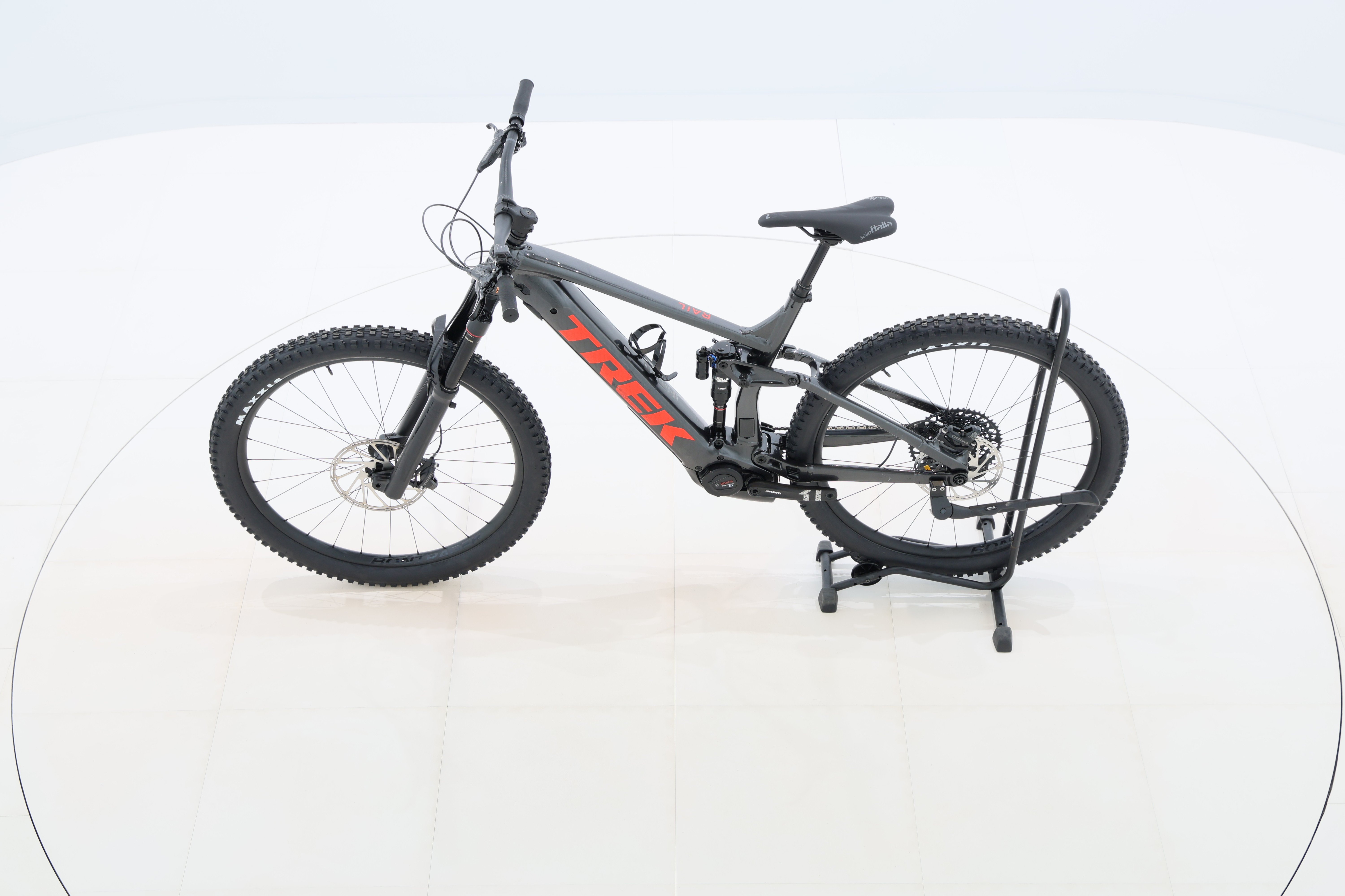 74e63a09-3563-438a-b11f-c03dda8e1313