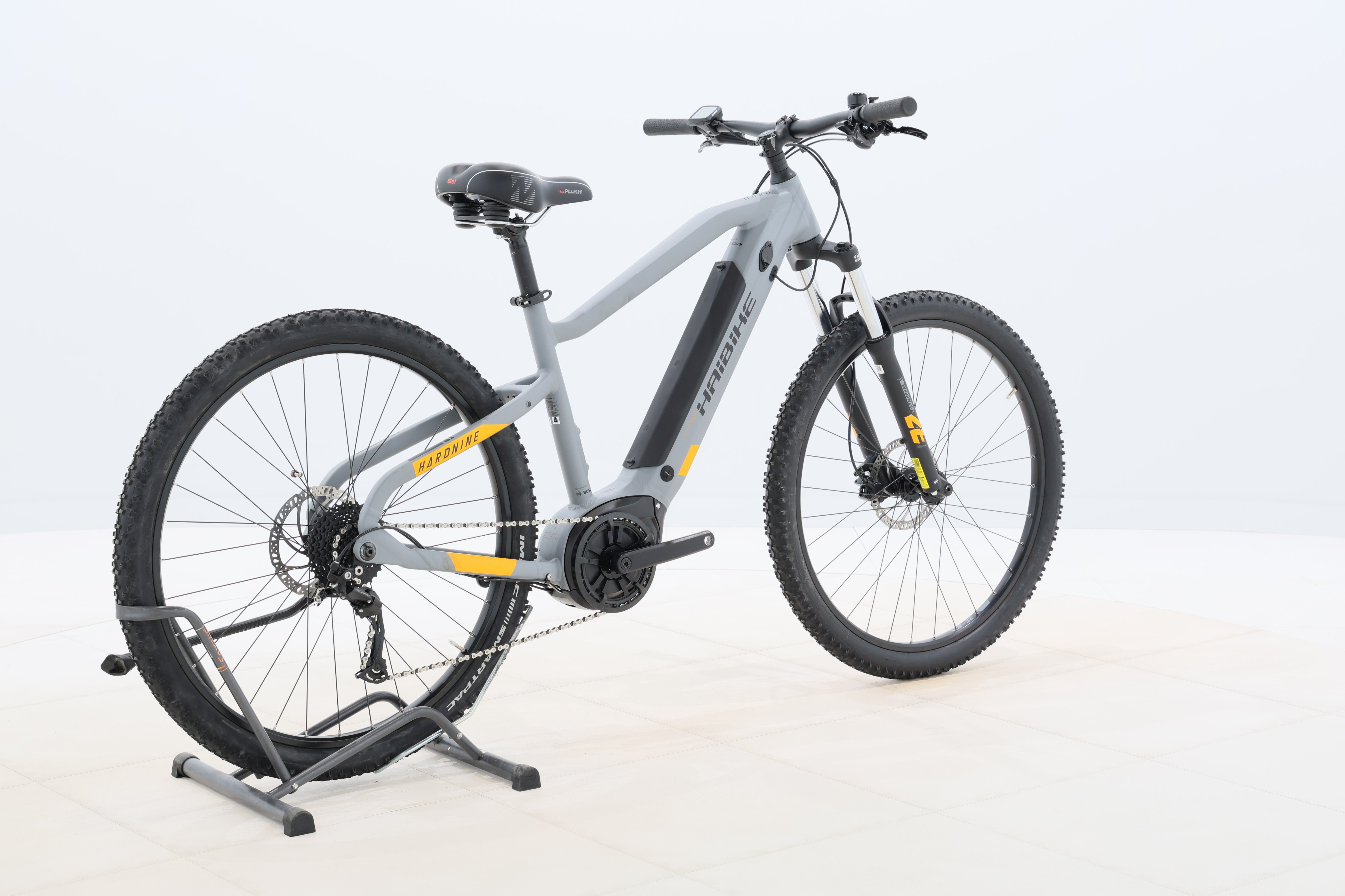 d04afc40-6996-40b1-9d2a-d145f7194848