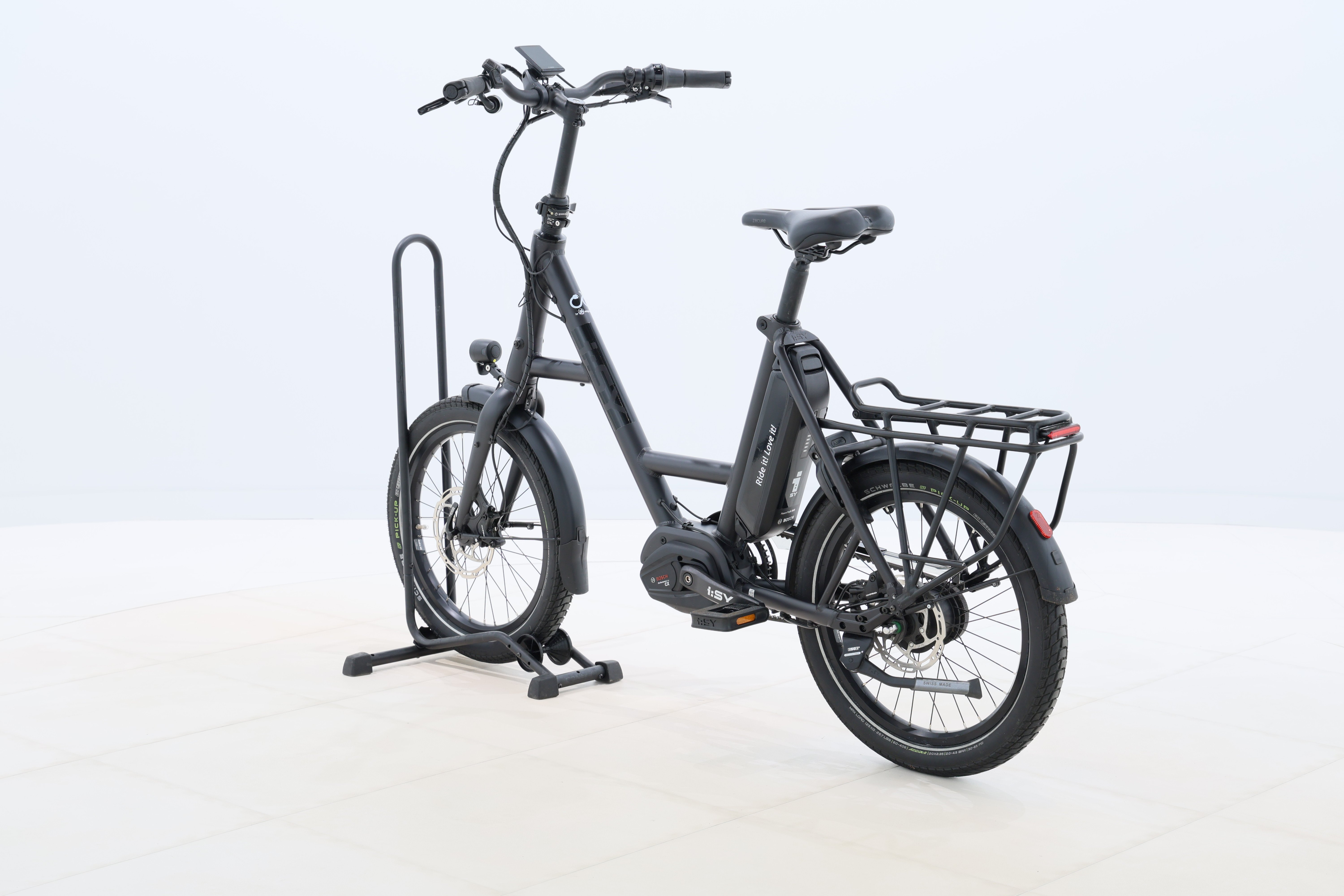 938bf22c-c450-4002-85c2-3575bf1fa7a1