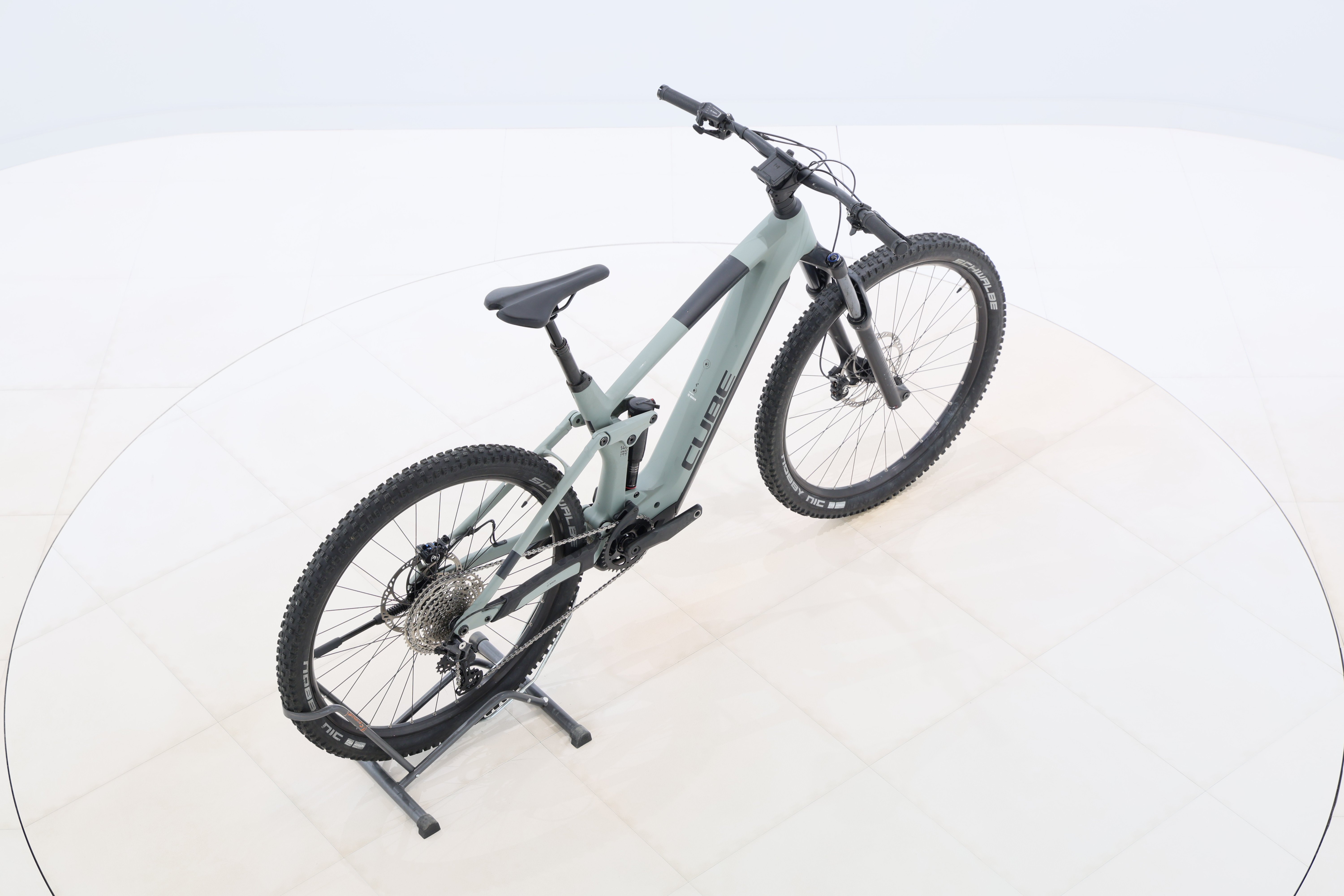 b400e3a8-5bea-4408-8610-6828567a075c