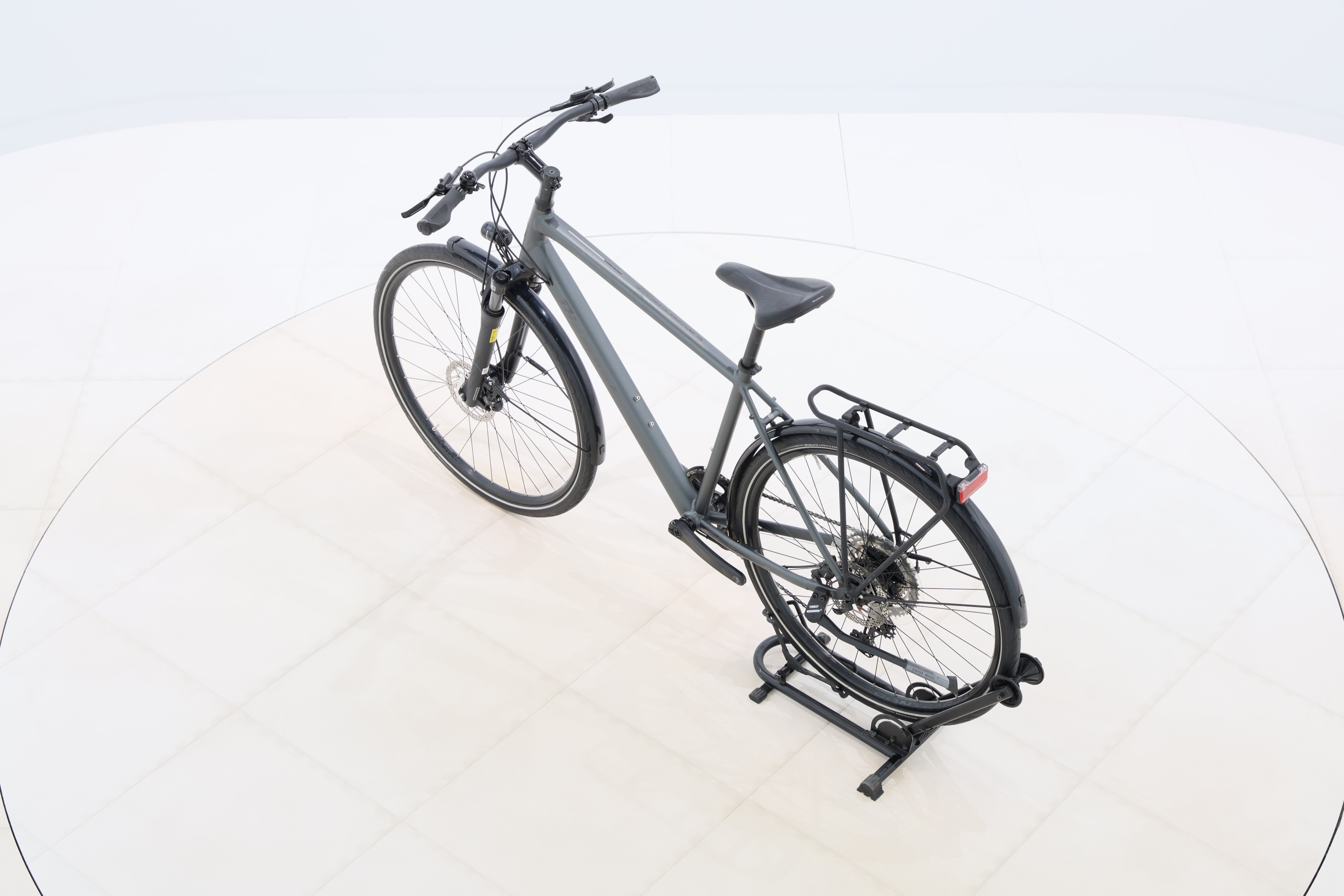 04d9ba60-557c-4f7f-accc-034147bc45b3