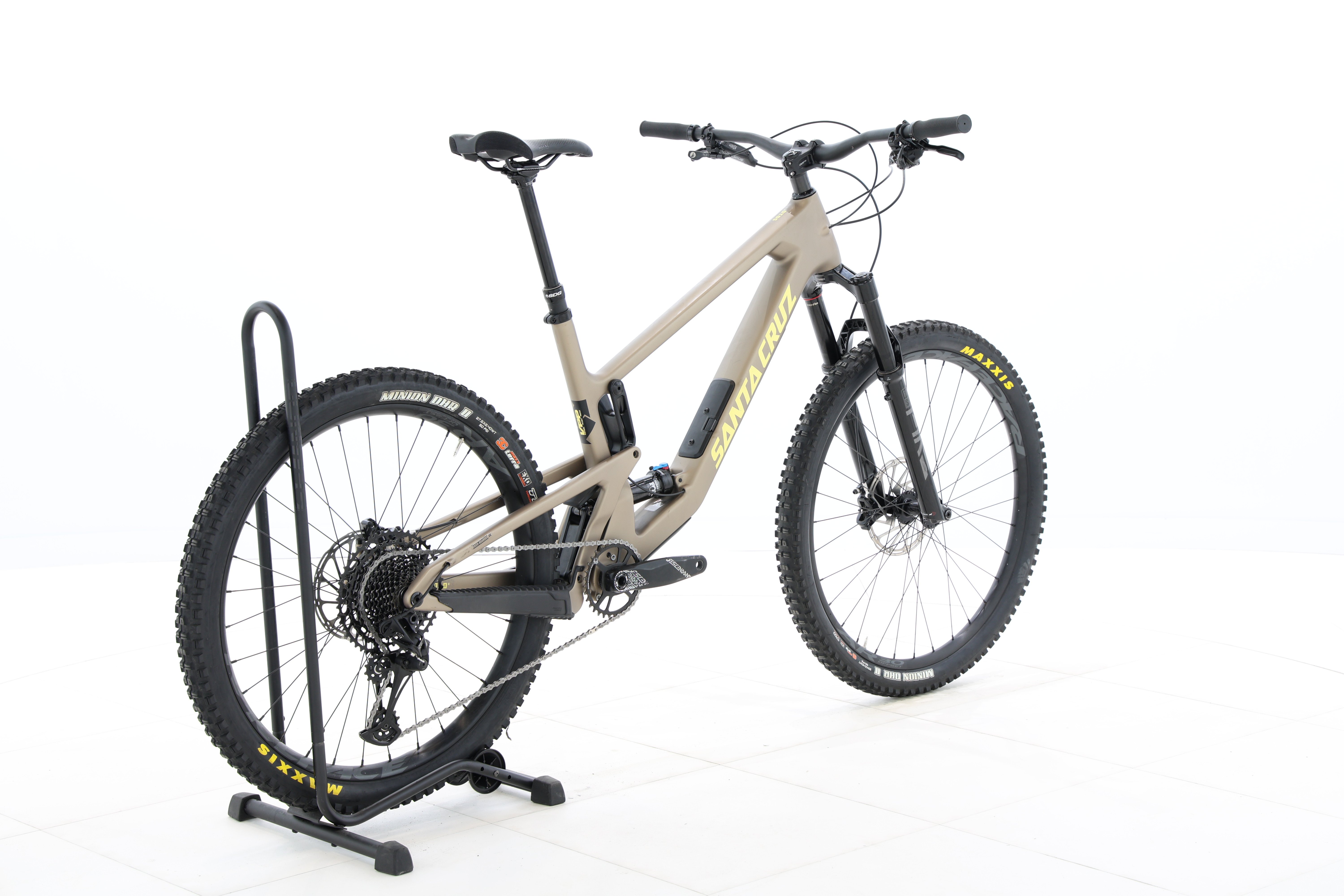 d9db816e-cf19-490c-9cb6-c620d108f75b