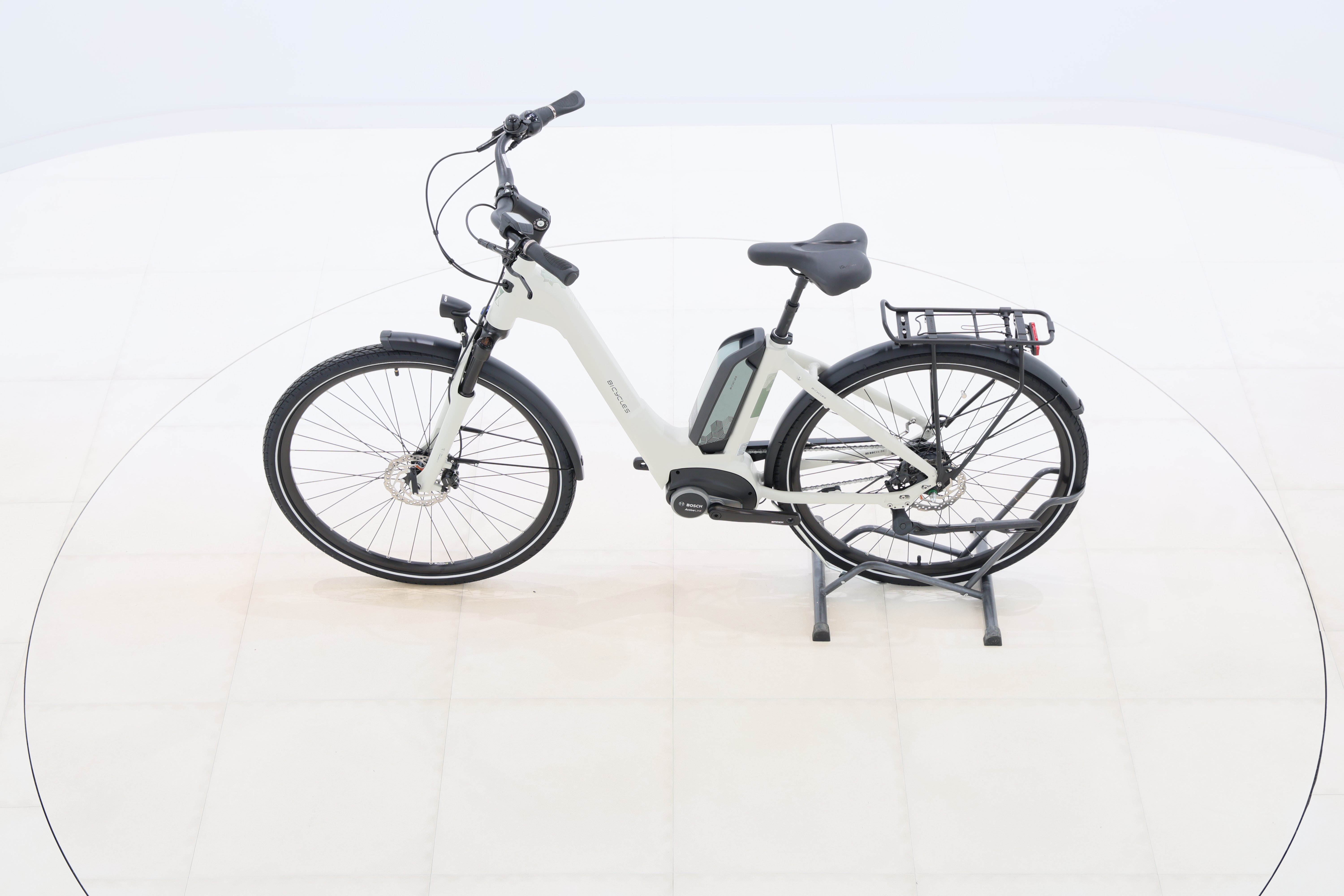 e55b6eb7-5fab-45ab-a4e9-648a9add4ec2