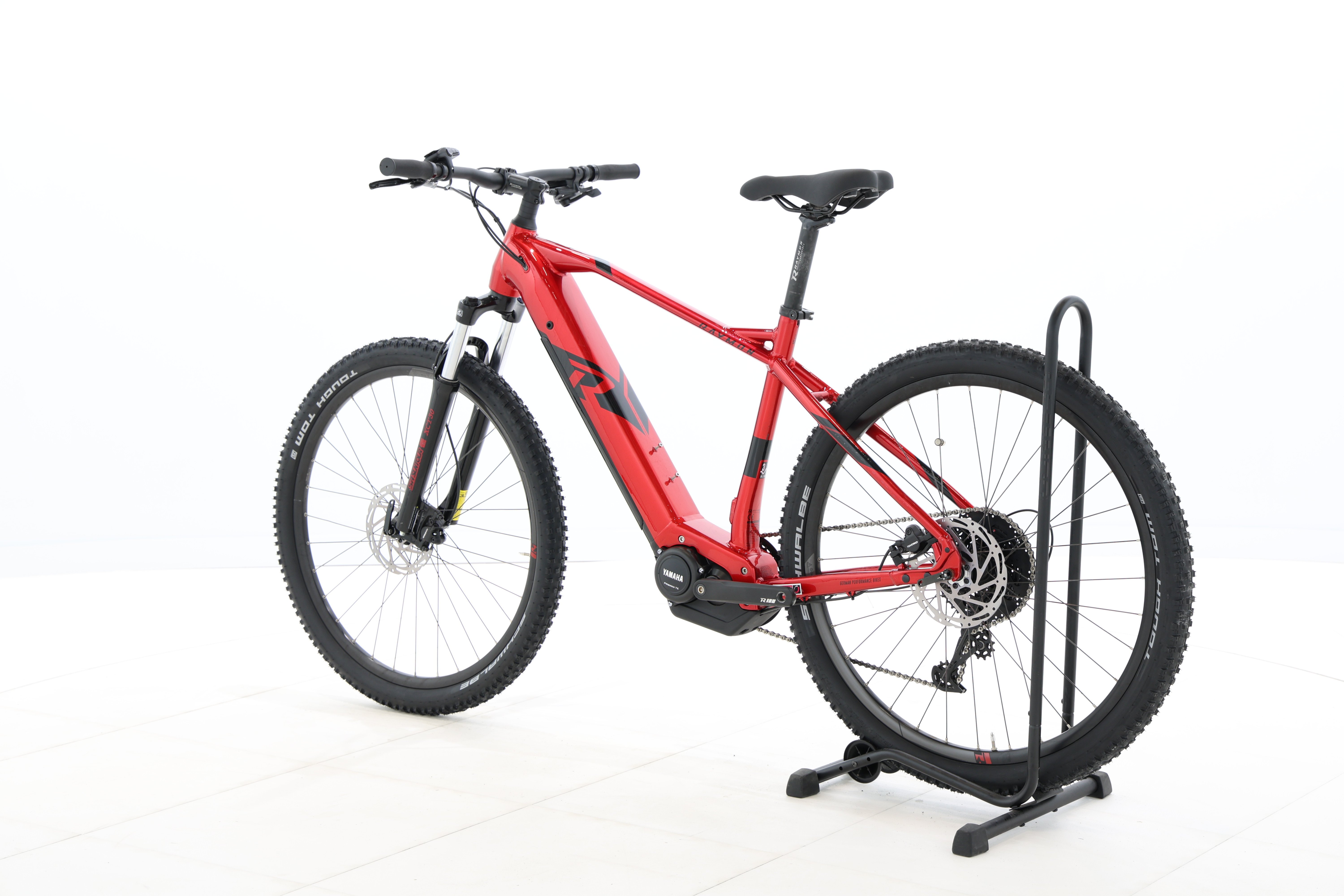 0e079639-be5b-49f6-90b5-8c9310c01f39