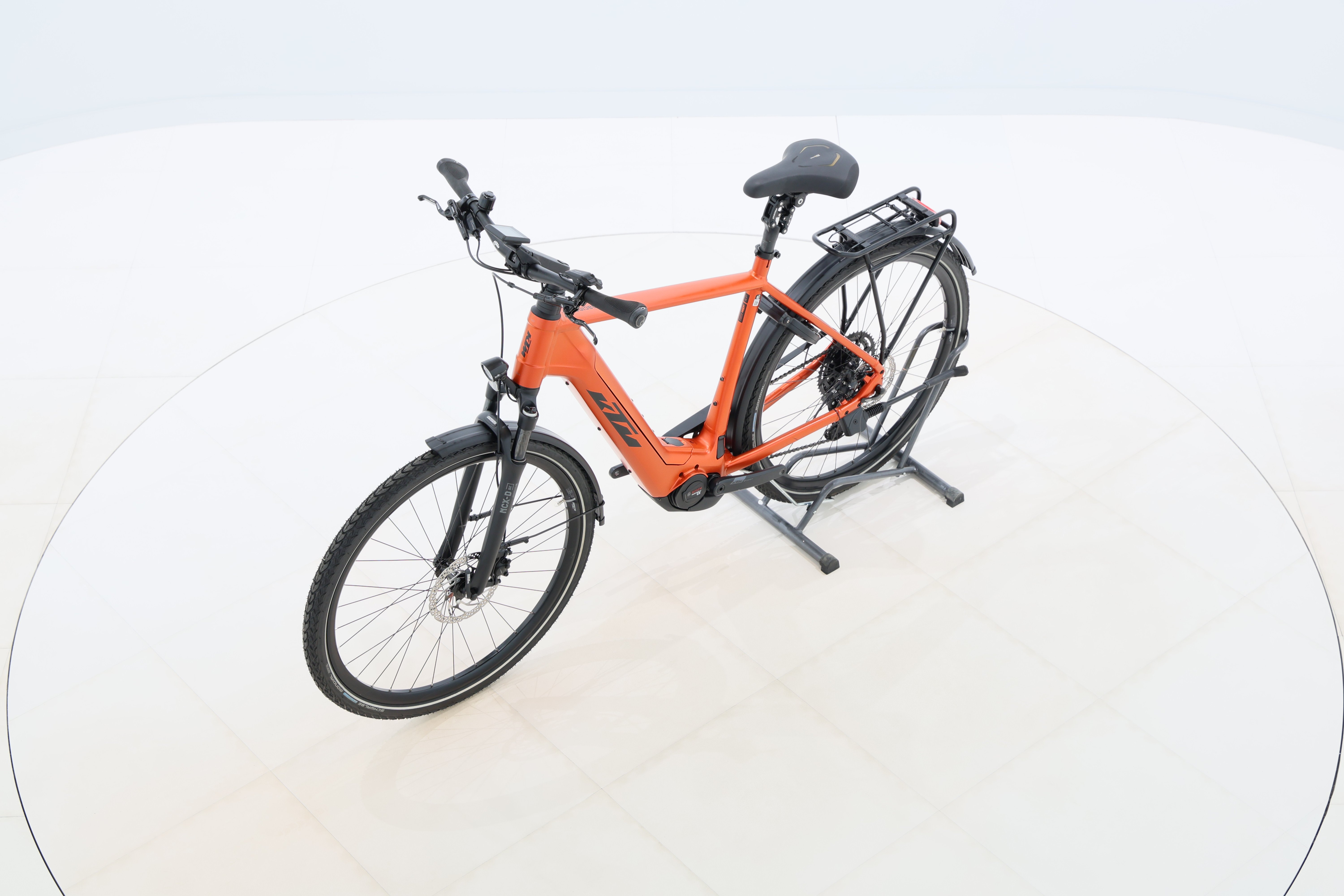 b5afbc2a-6276-4208-b761-f12fa90a8216