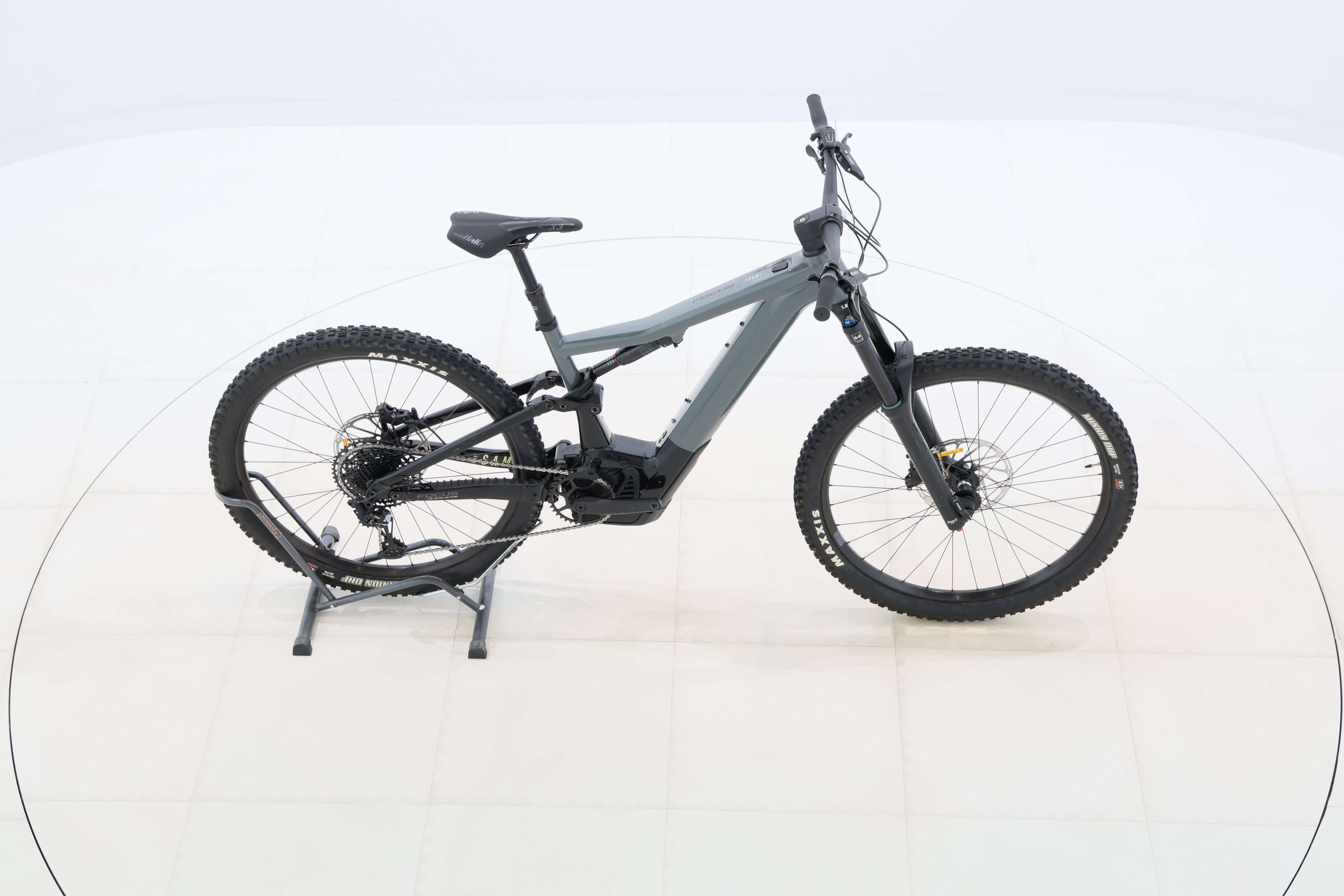 ca02cf72-b0cd-4cc5-8df7-6336ea53823a