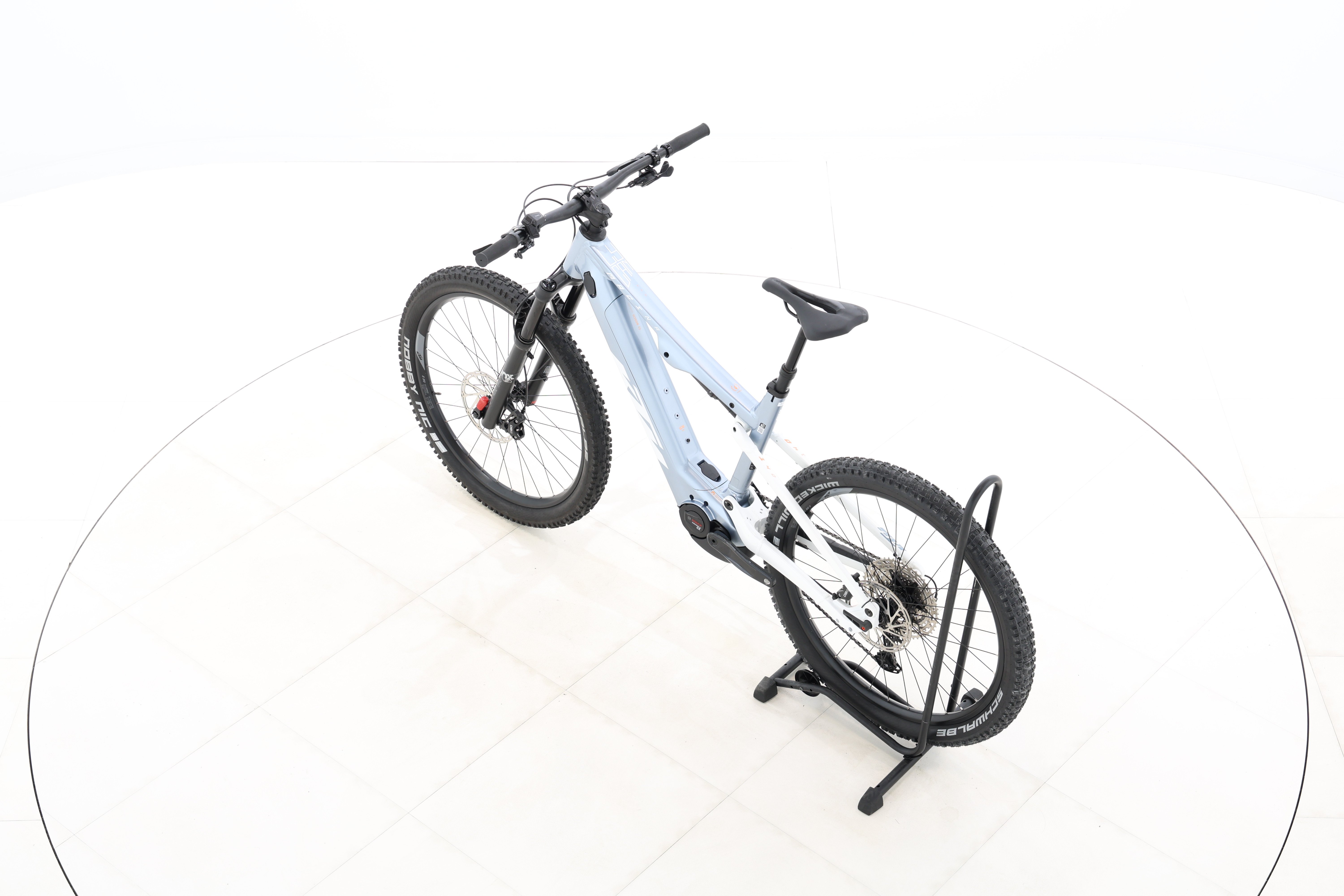 58090302-c018-43d2-9743-0a89507e6cf1