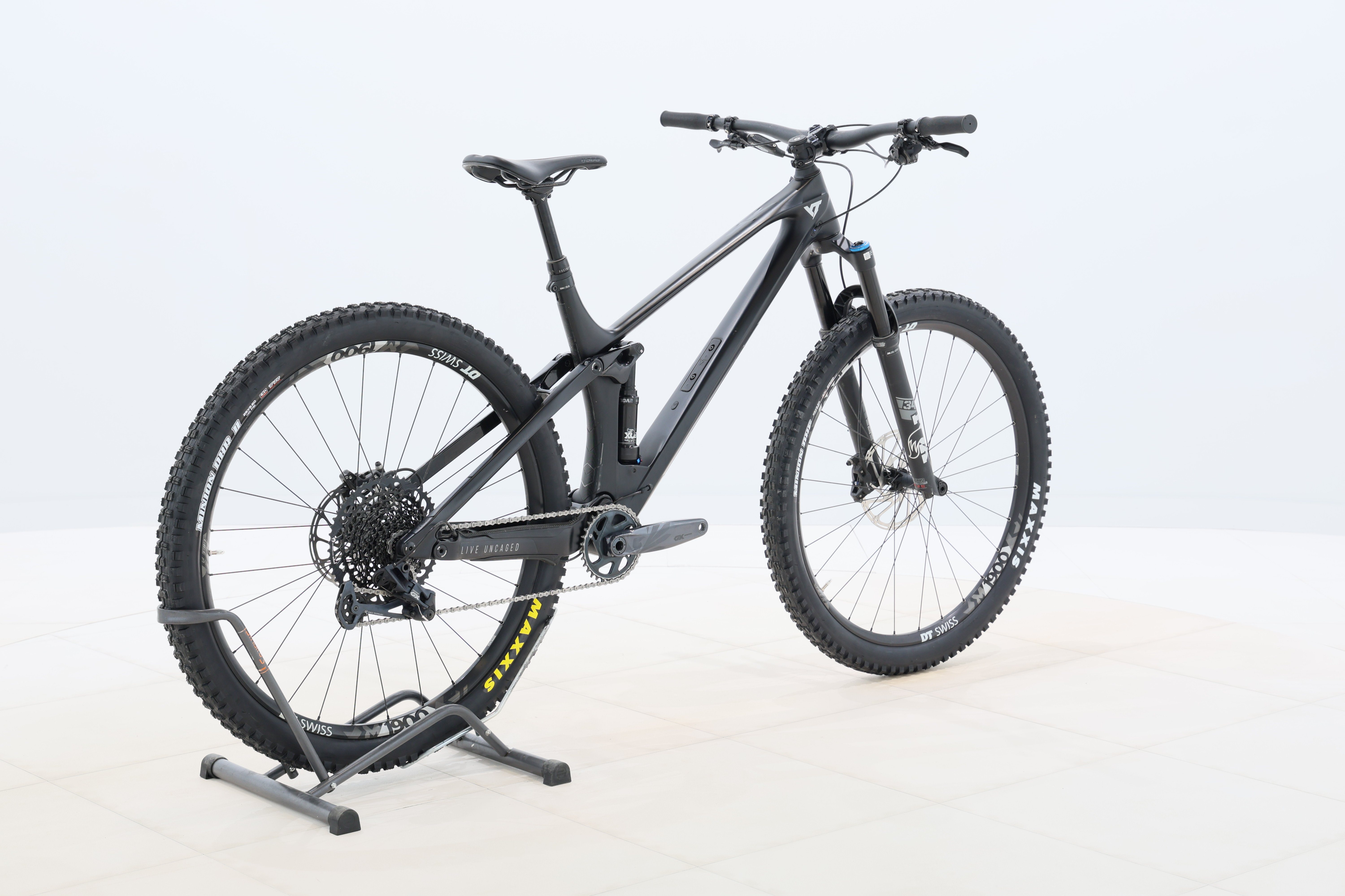 cc942537-de5c-4c28-b509-cddeb50e2f00