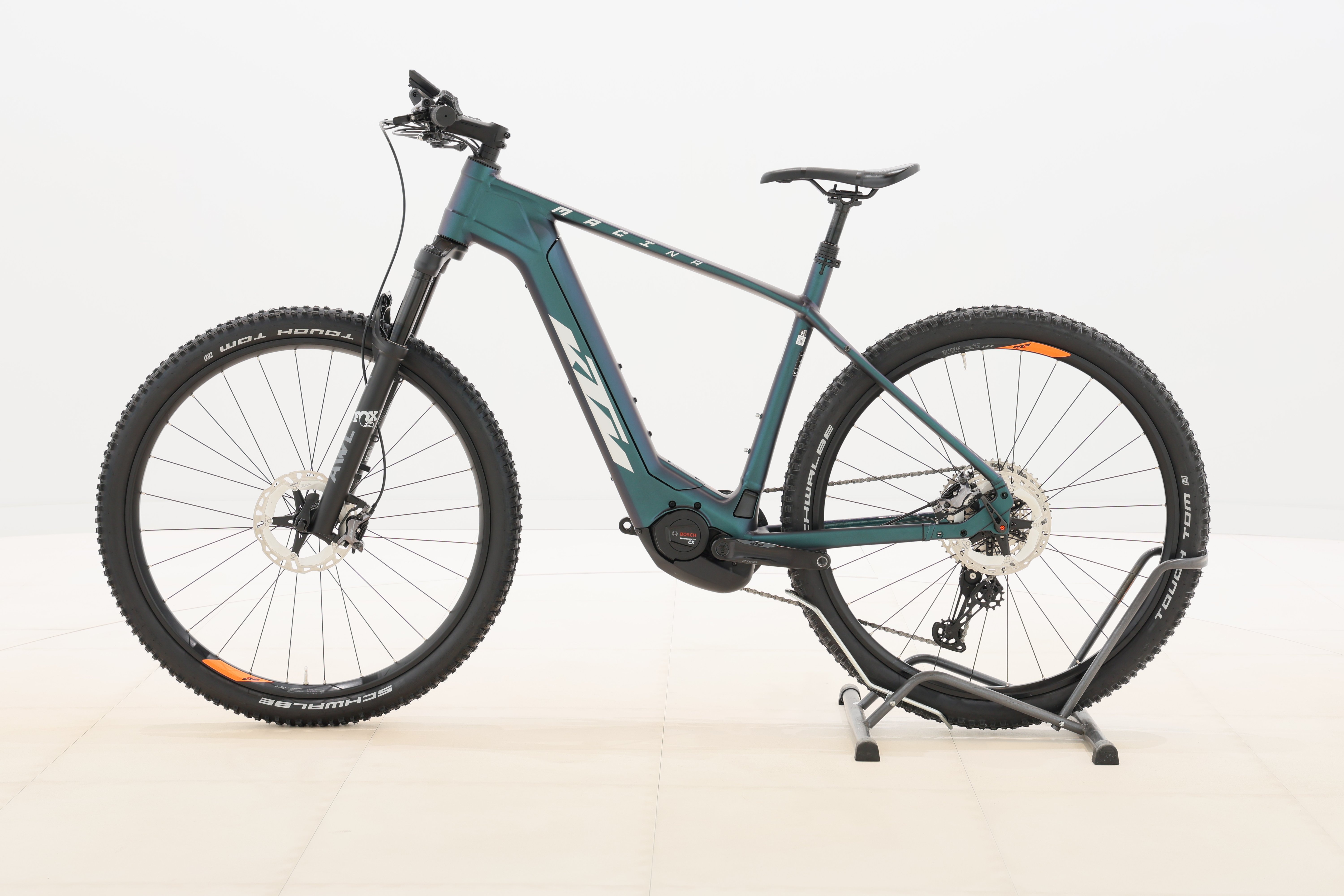 0a9d5dd8-200c-4023-bdf8-cb86d842db49