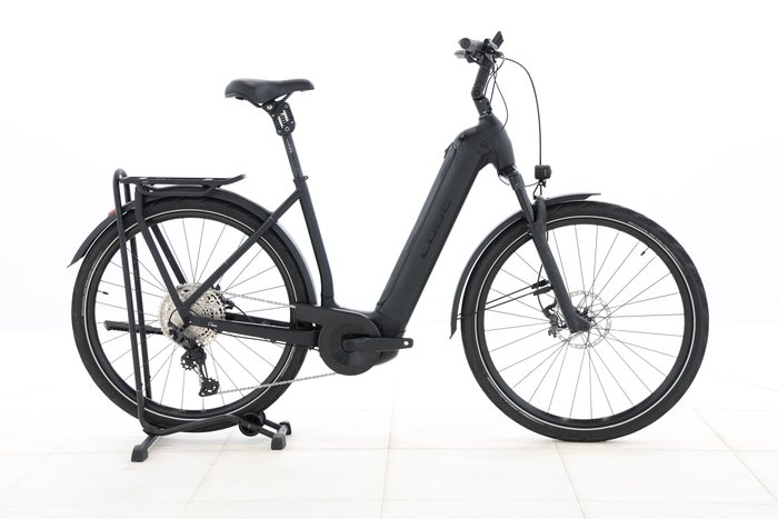 Cube KATHMANDU HYBRID SLT 750 2023