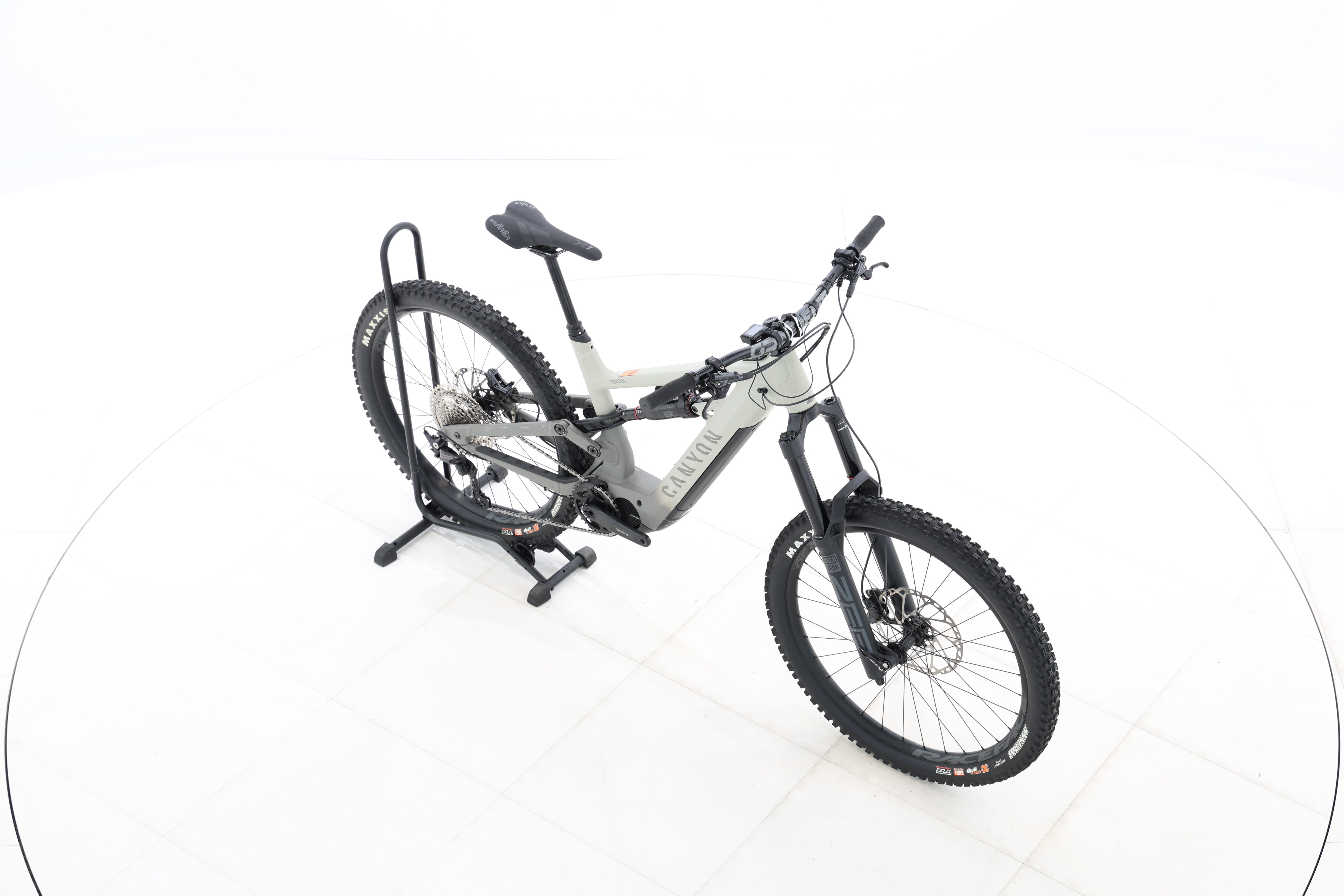 26cd2096-ffd7-4d21-8e0d-8e4d8904e568