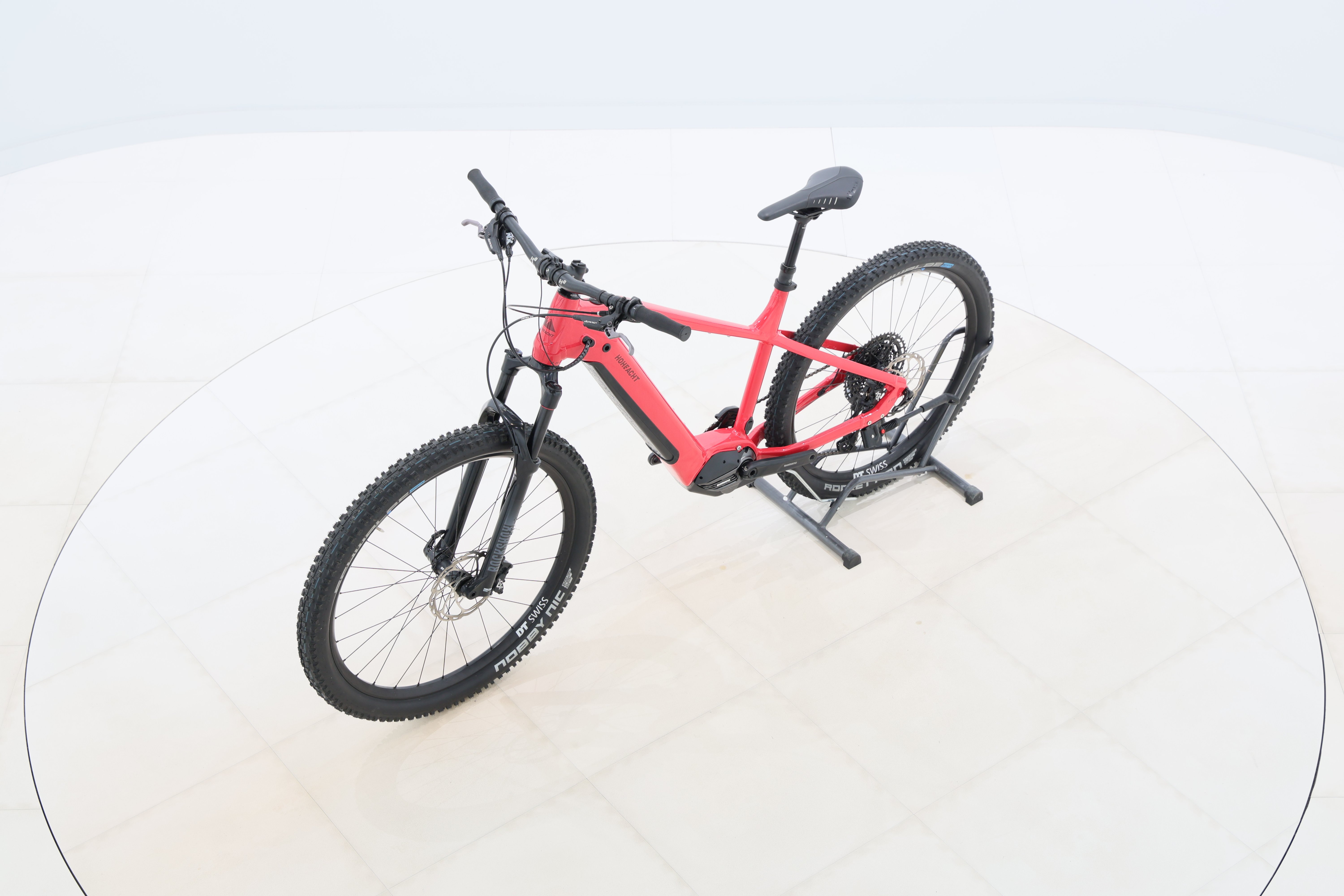 03b60e87-03cb-4eeb-9495-4225bea3d6b7