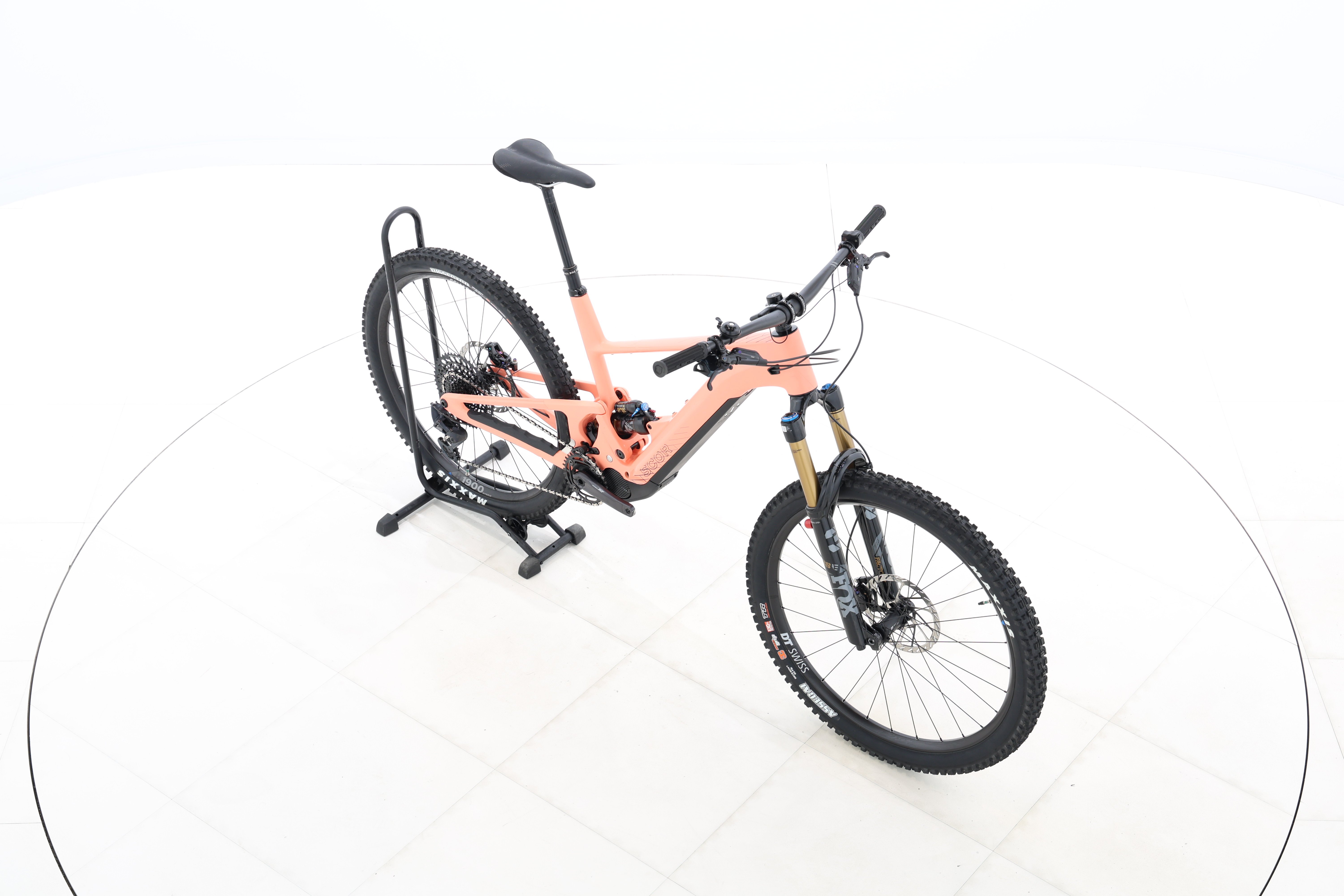 75e40a2f-c791-4a8d-a32a-1b7408fef942