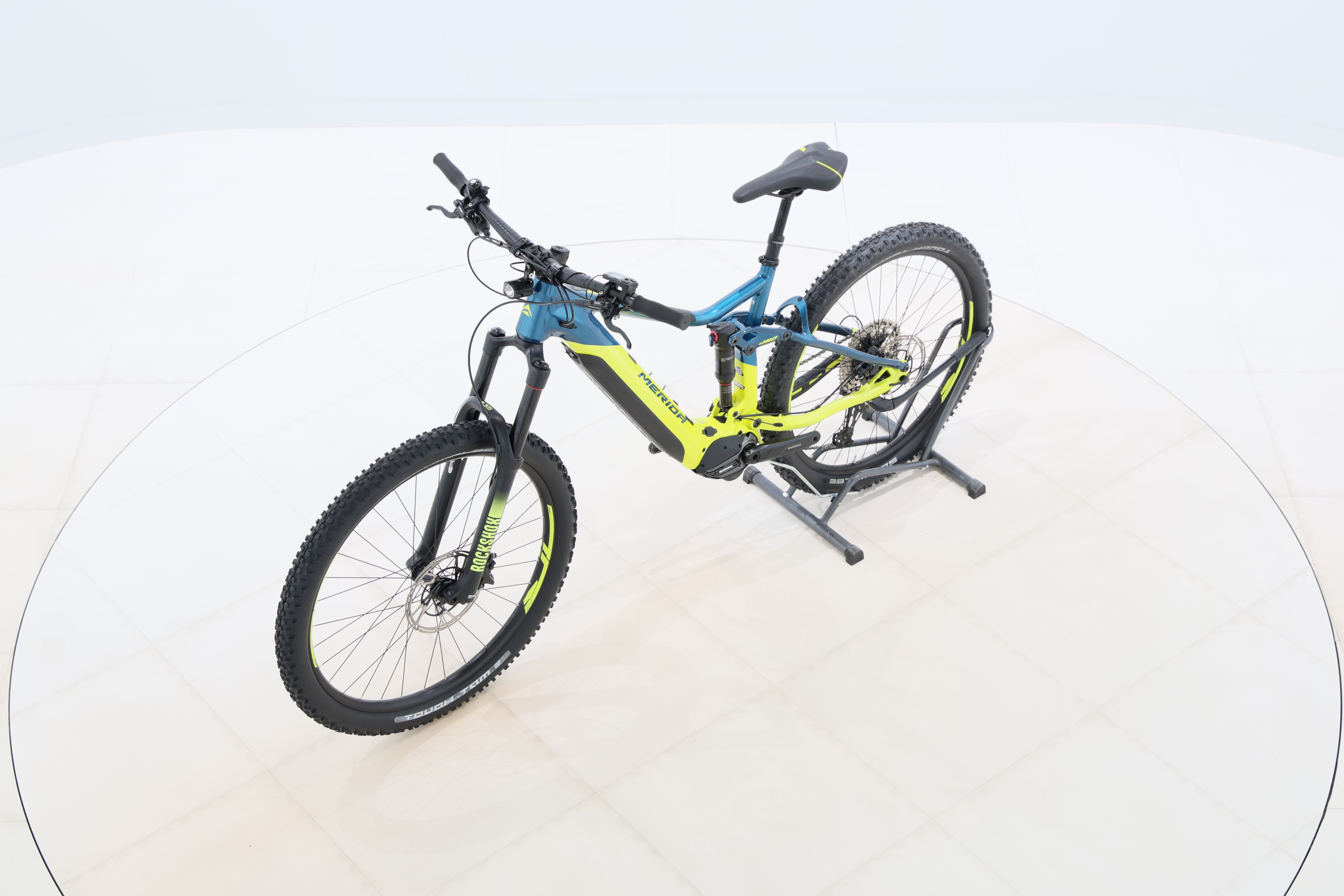 3e3d09f4-383f-4bf6-8579-15506d7aa478