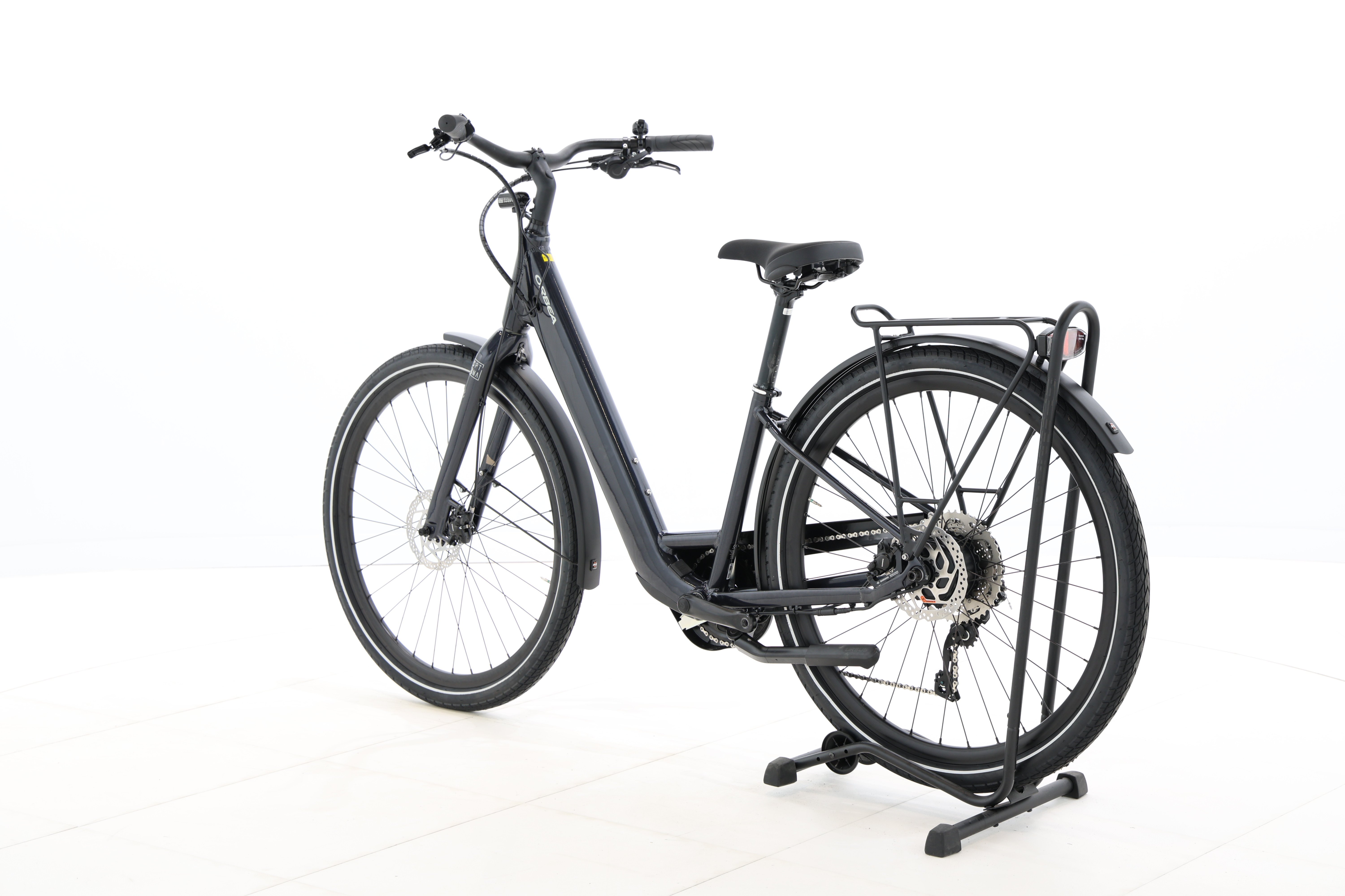 28d44460-ffc6-489e-ae54-ae31fd25d14b