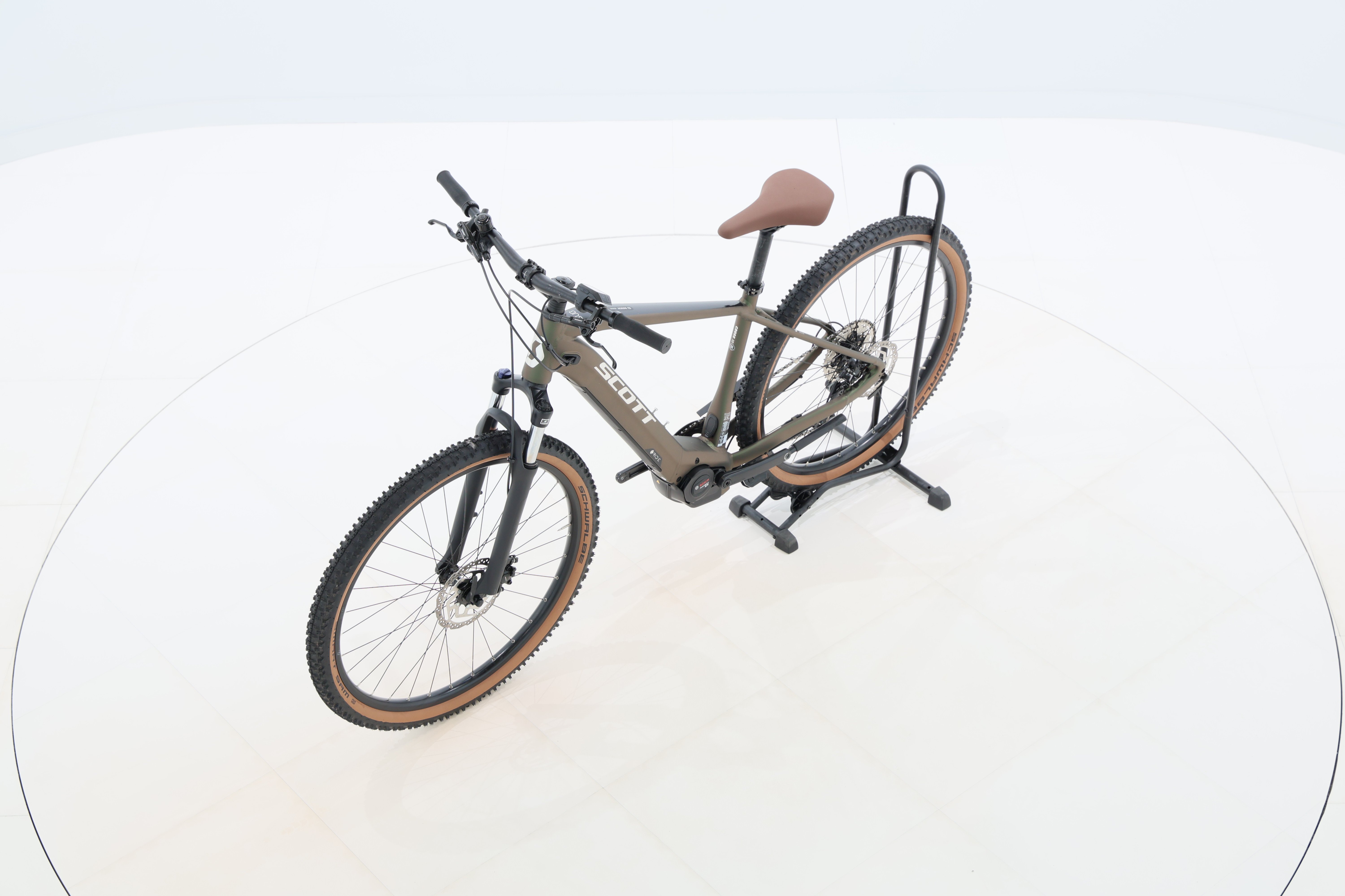 ce8403f2-a500-4fbe-8f16-59a1881d2e42