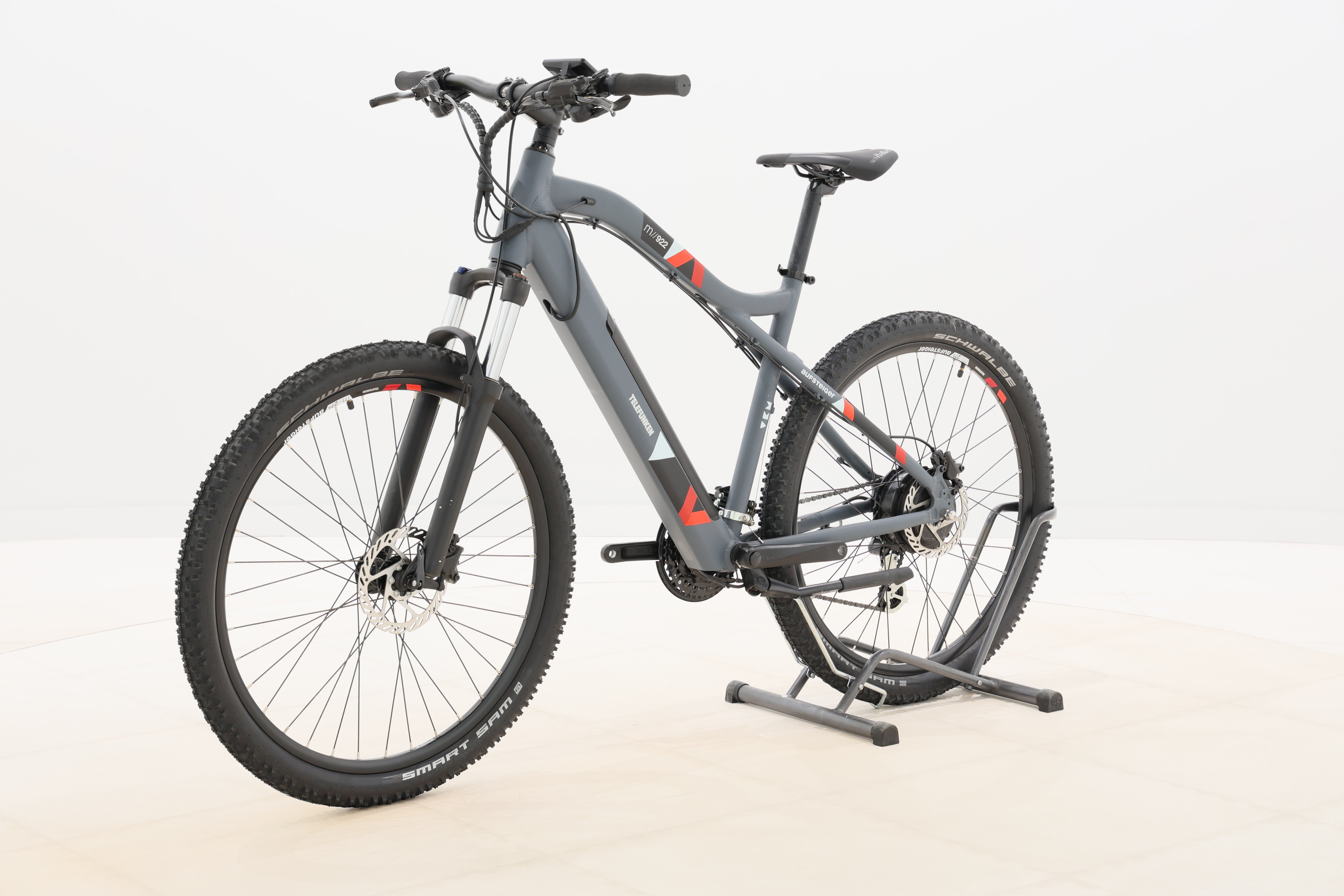 f22492e3-2141-4b25-bab9-0eeff1f3028c