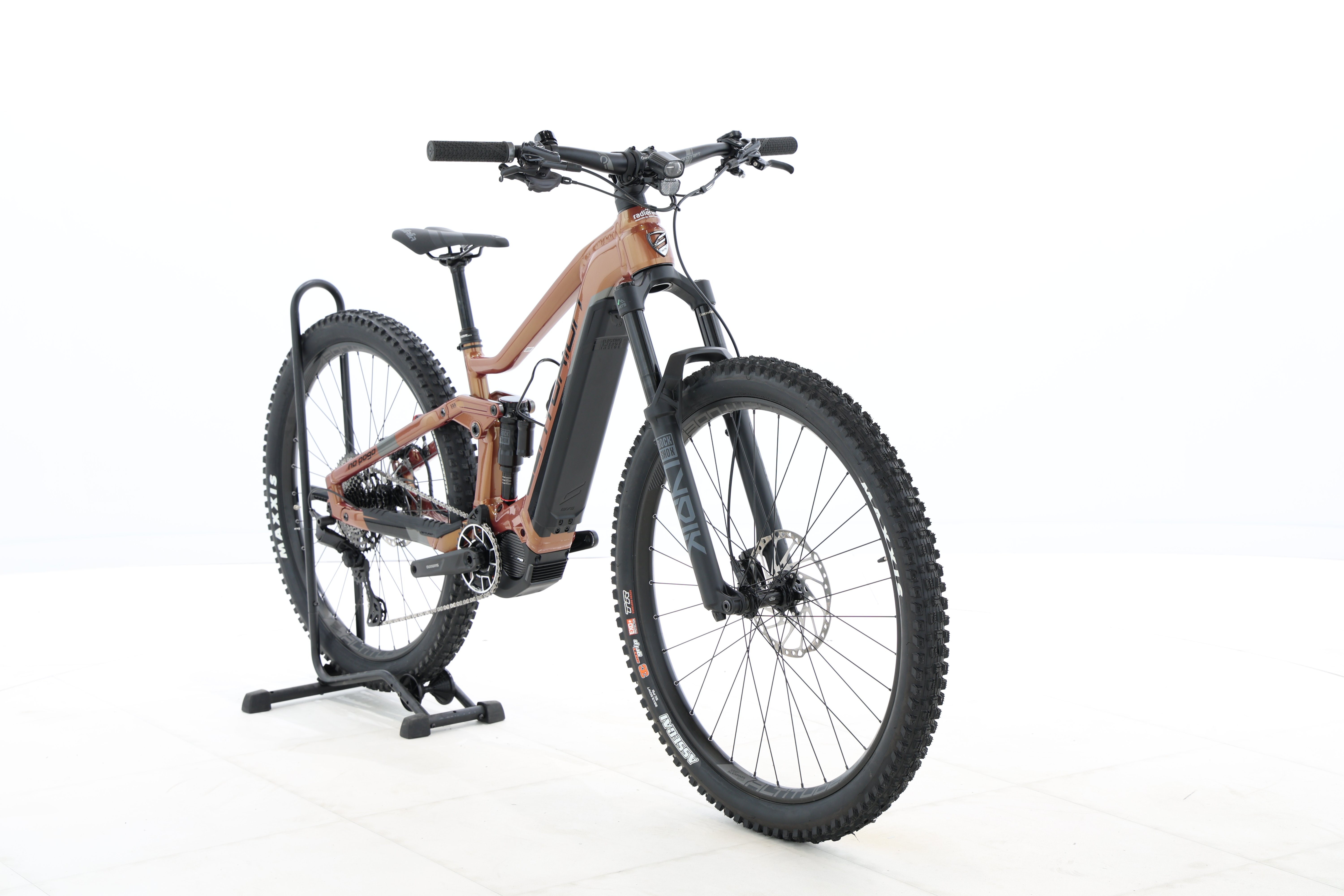 9821176b-6a06-4aee-8eac-c165d7bb349c