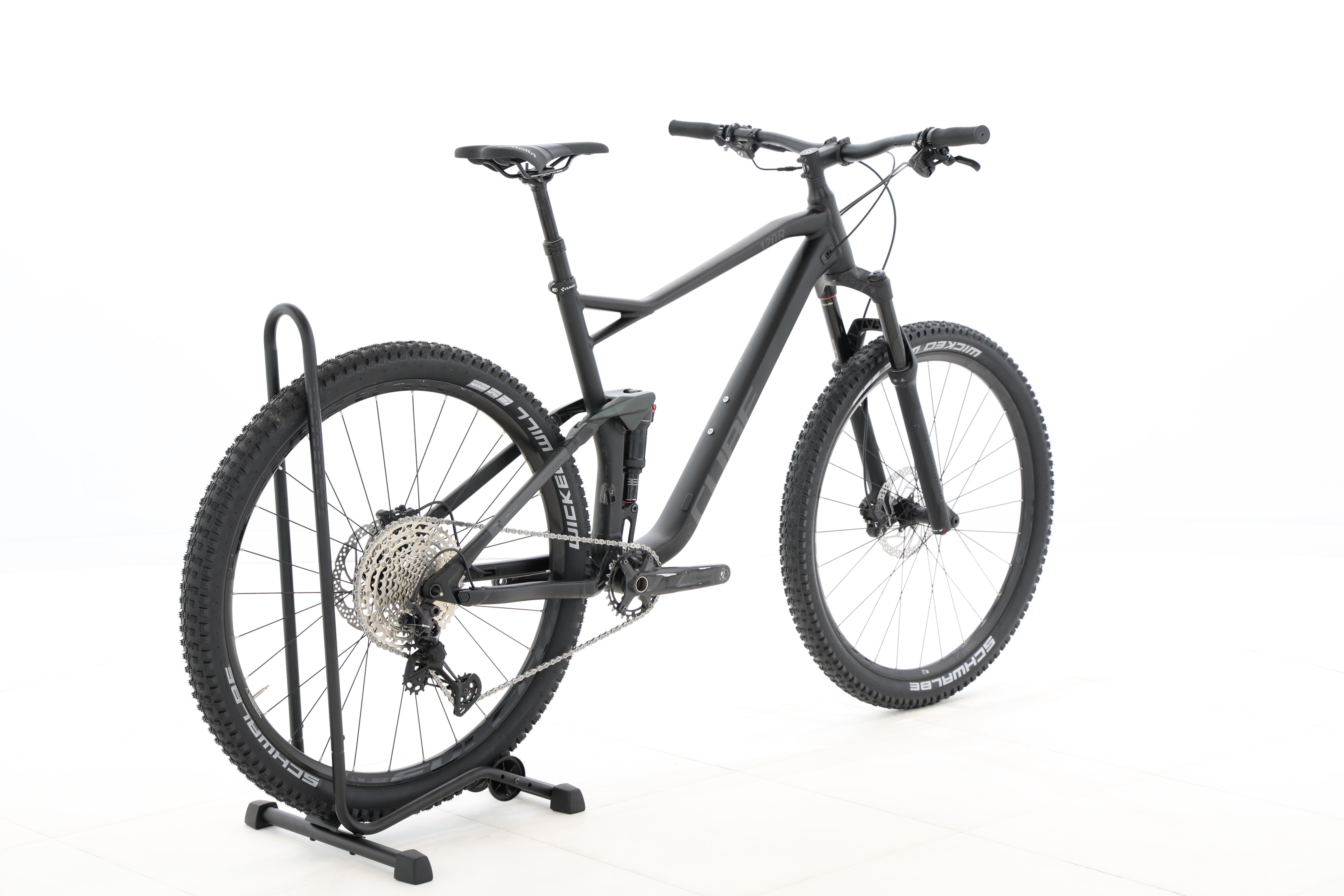 e9e191cf-e49f-46cc-bc34-d2324b97831c