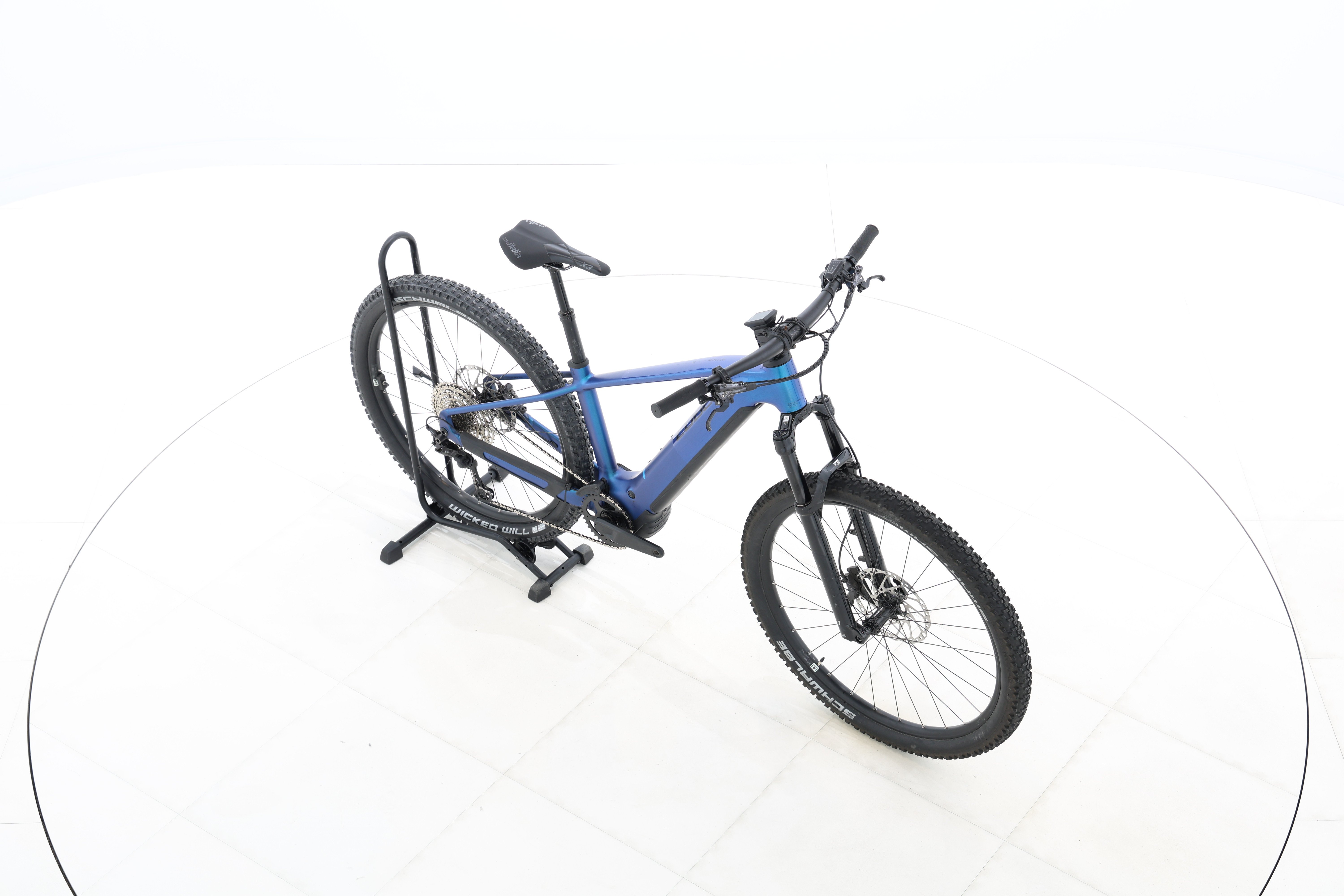 4d464f3d-a2db-4bdb-be1d-242e32a43656