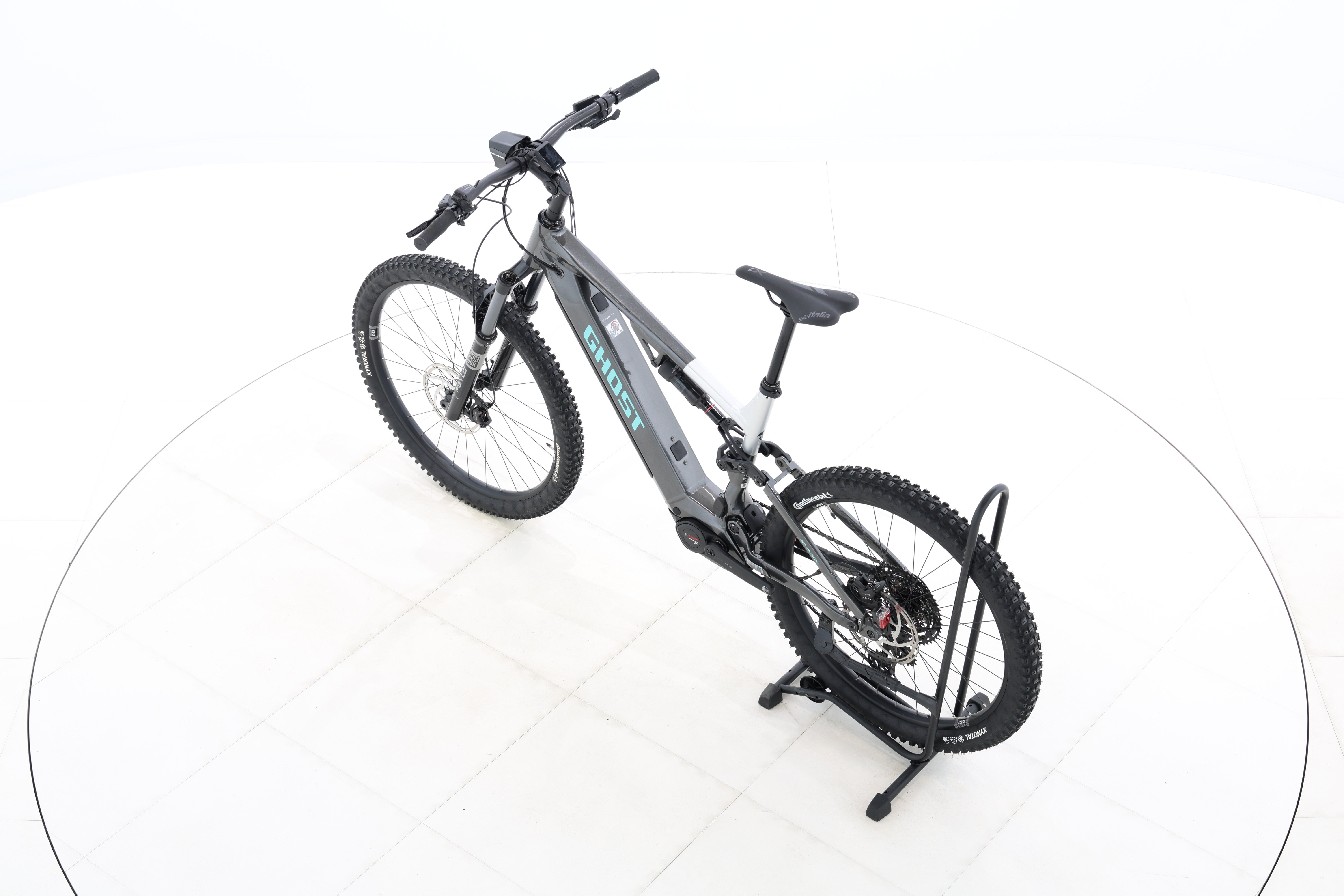 d4597691-c318-442c-b368-625b3ffca384