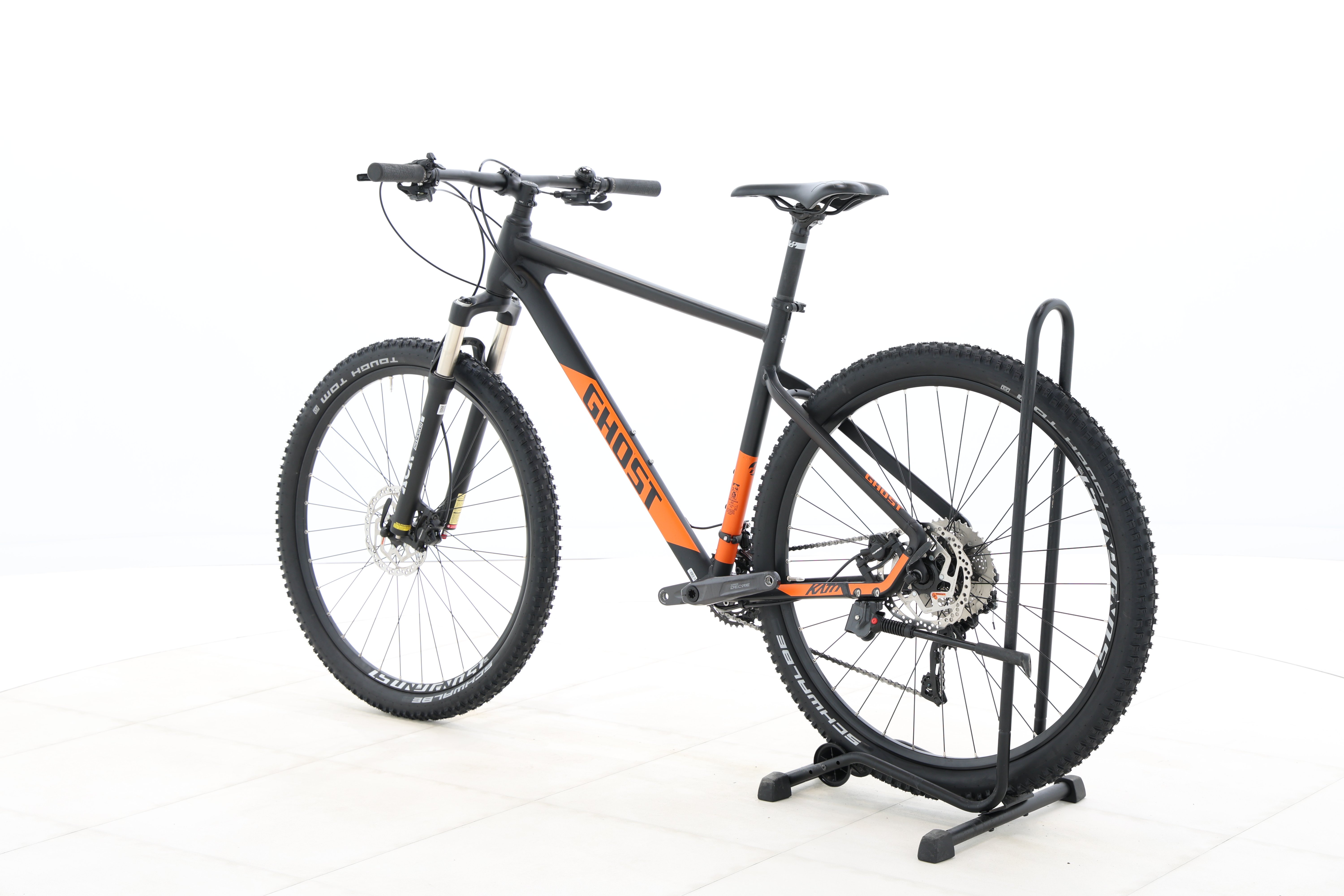 93485925-bc51-4d2e-8d40-daef03eb579e